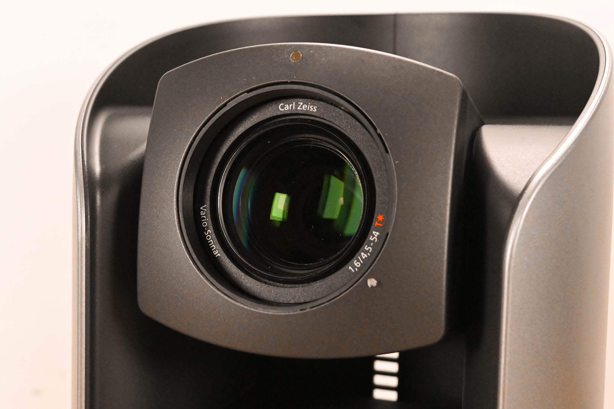 Sony BRC-H700 1/3-Inch 3-CCD HDTV Communications Camera