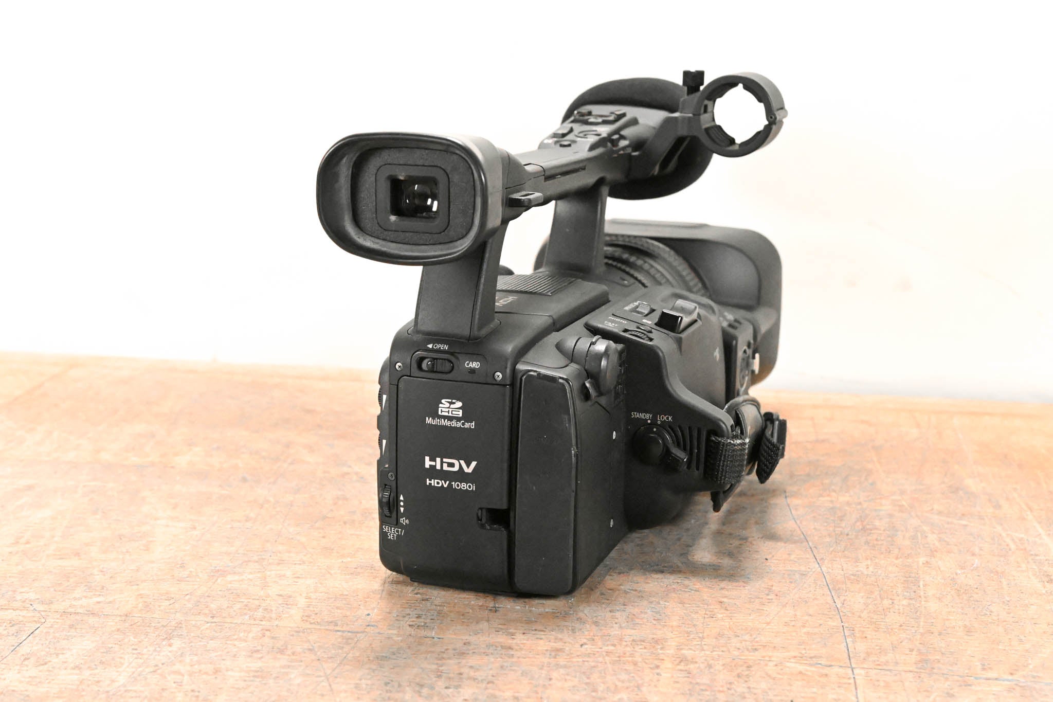 Canon XH-A1 3CCD 1080i HDV Camcorder