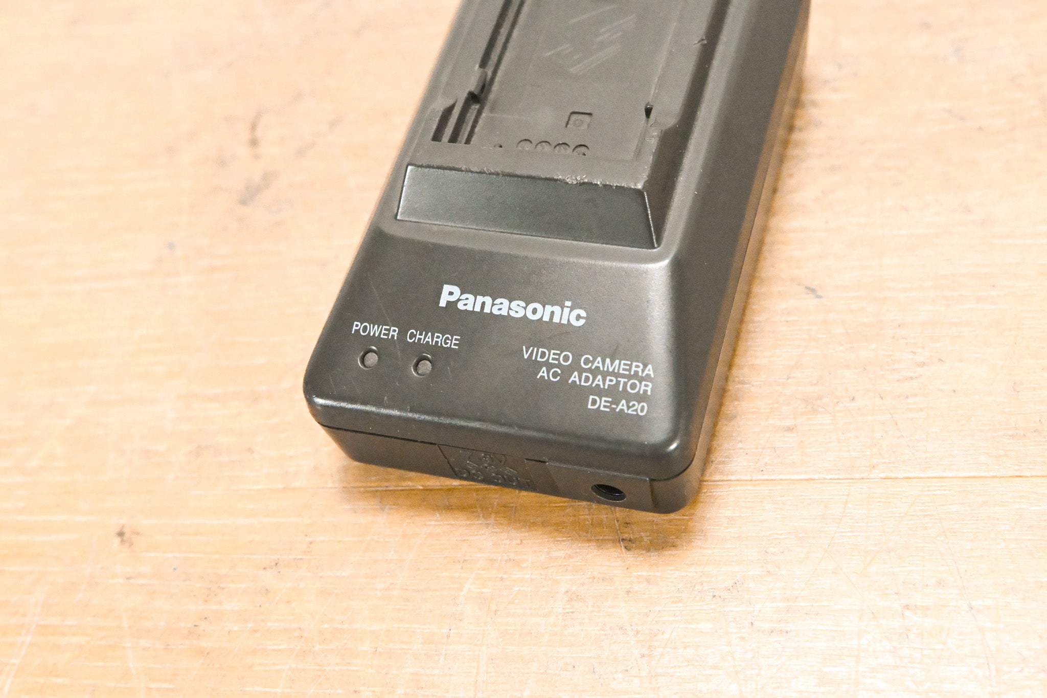 Panasonic DE-A20 Battery Charger / AC Adapter (NO POWER SUPPLY)