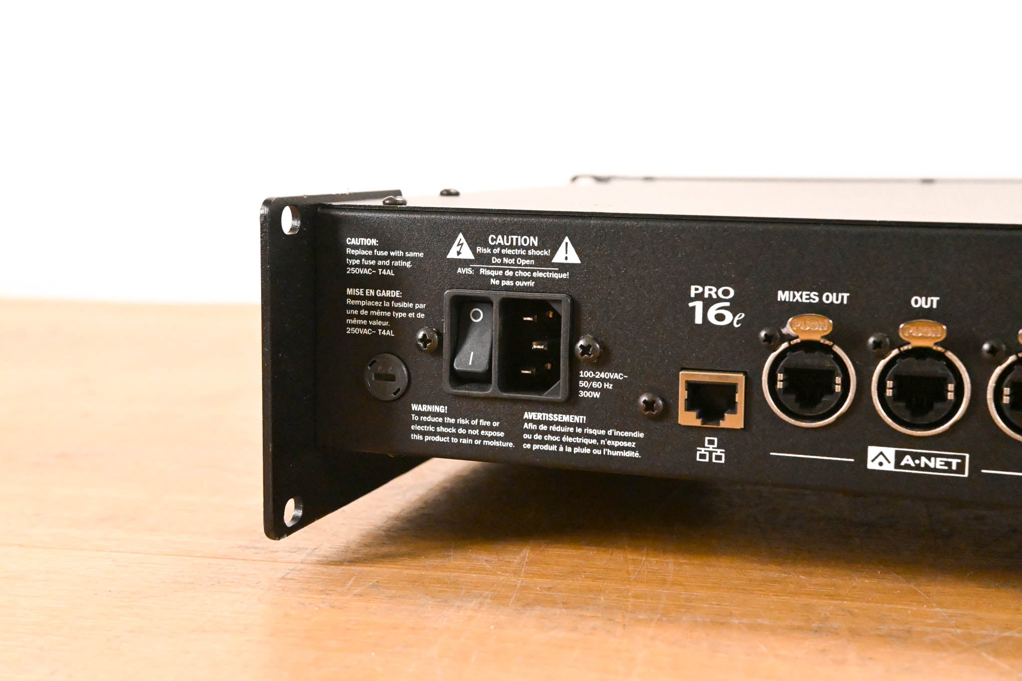 Aviom D800 A-Net Distributor