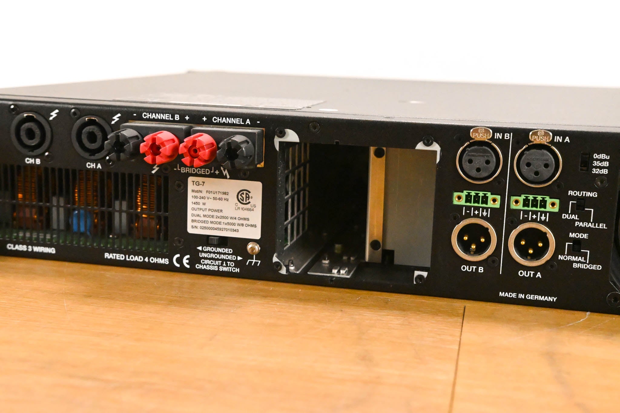 Electro-Voice (EV) TG-7 Tour-Grade Stereo Power Amplifier