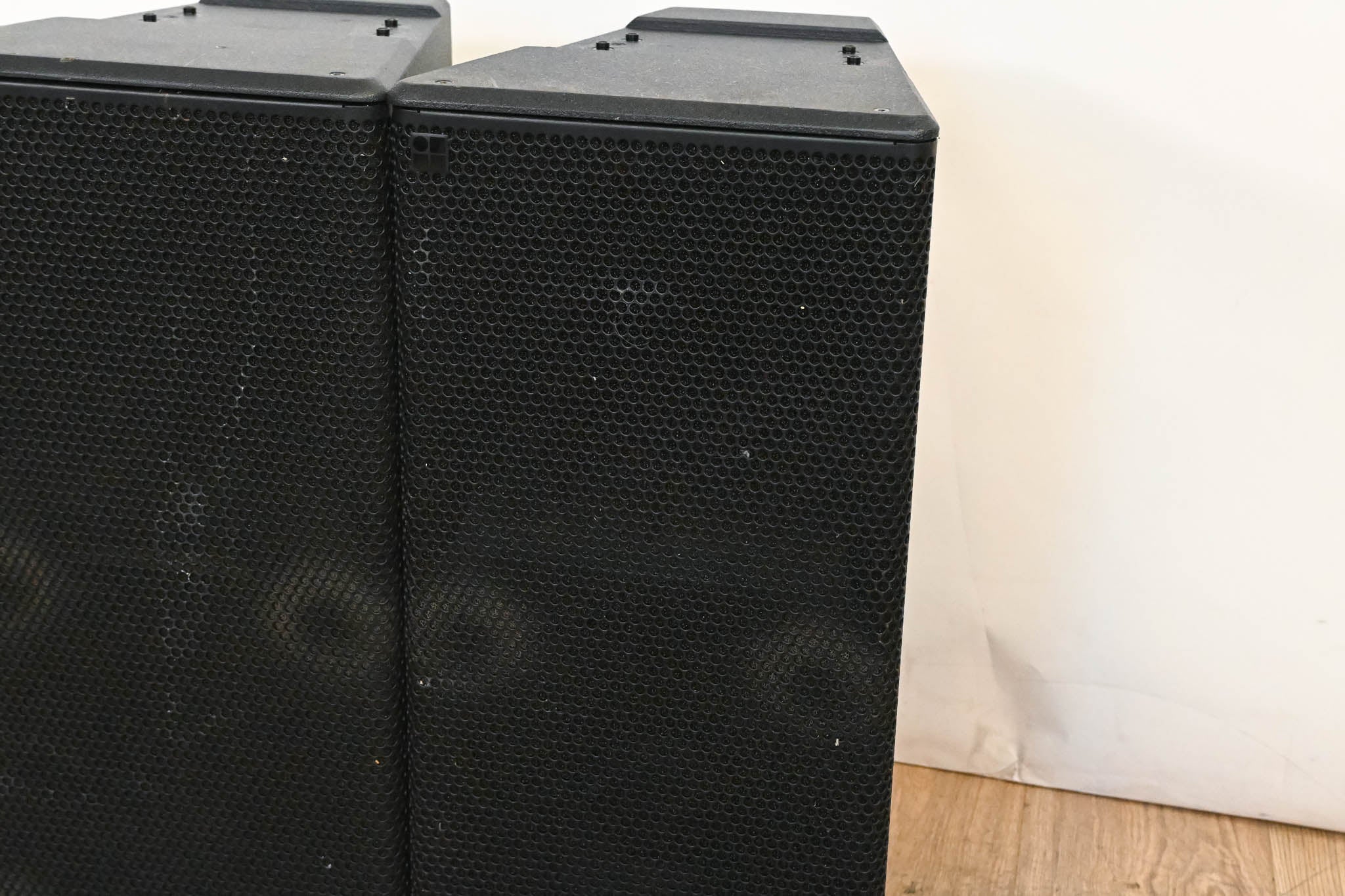 d&b audiotechnik 10AL Installation Two-Way Line Array Loudspeaker (PAIR)