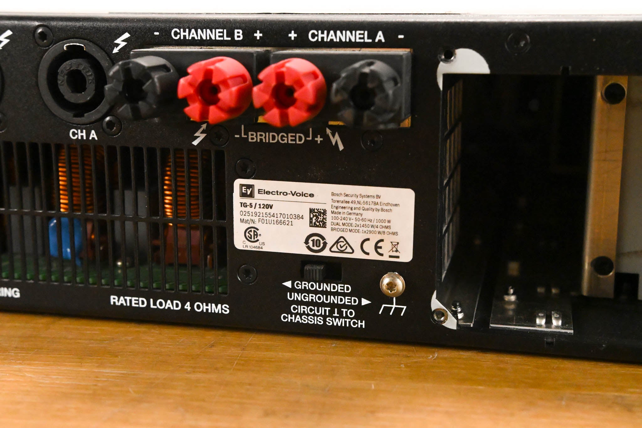 Electro-Voice (EV) TG-5 120V 2-Channel Tour Grade Power Amplifier