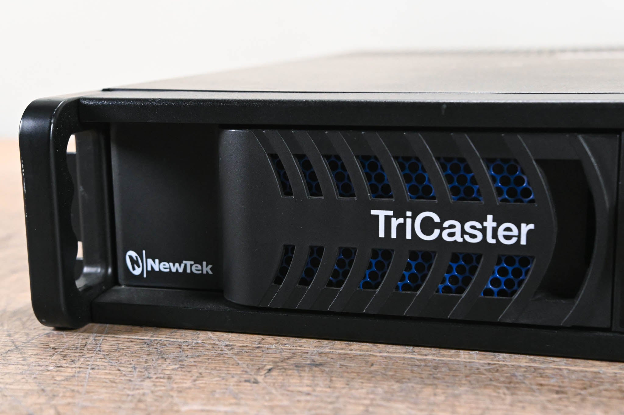 NewTek TCXD460 TriCaster 460 w/ XD460 Control Surface