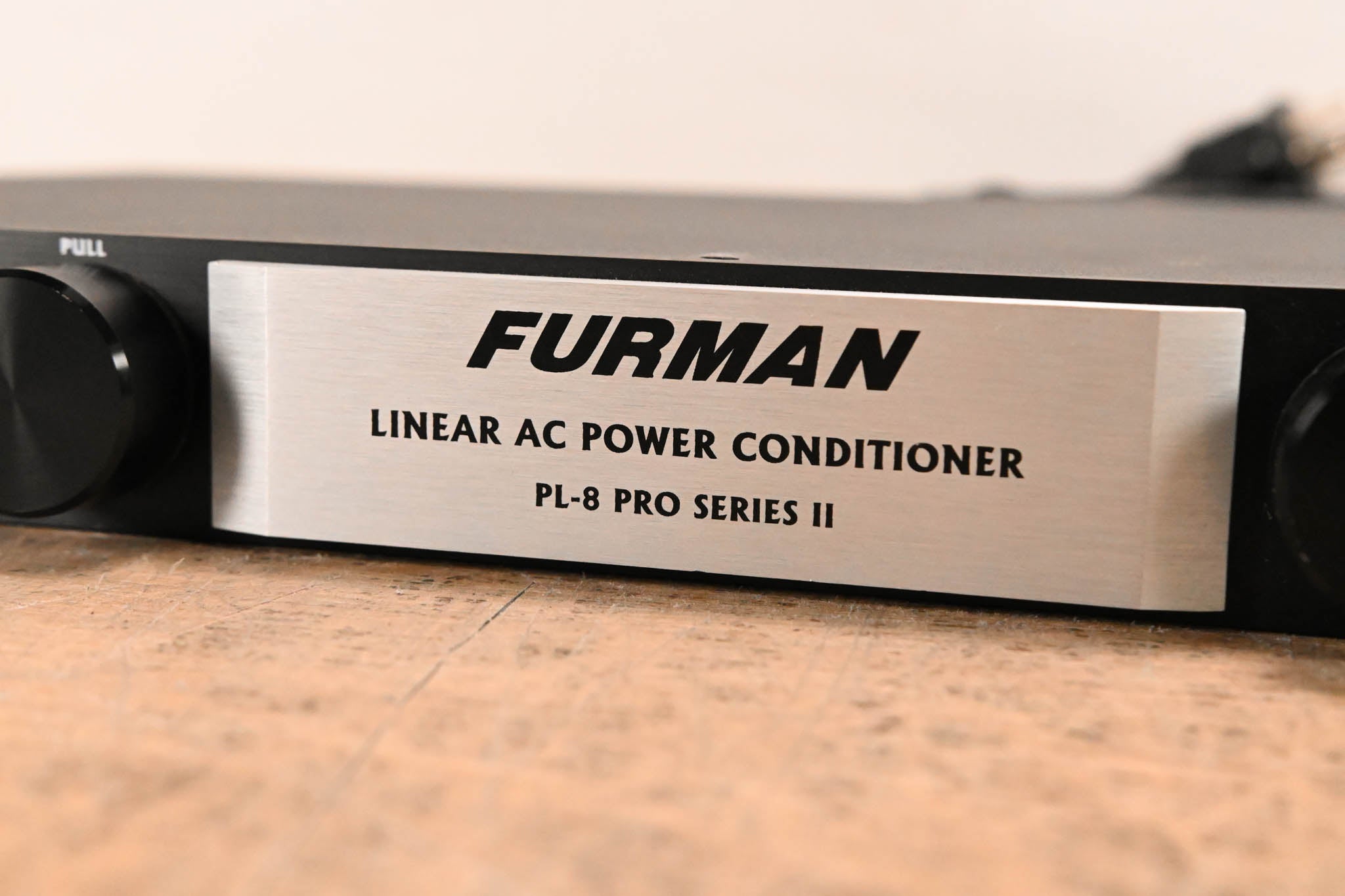 Furman PL-8 Pro Series II Power Conditioner, Distributor