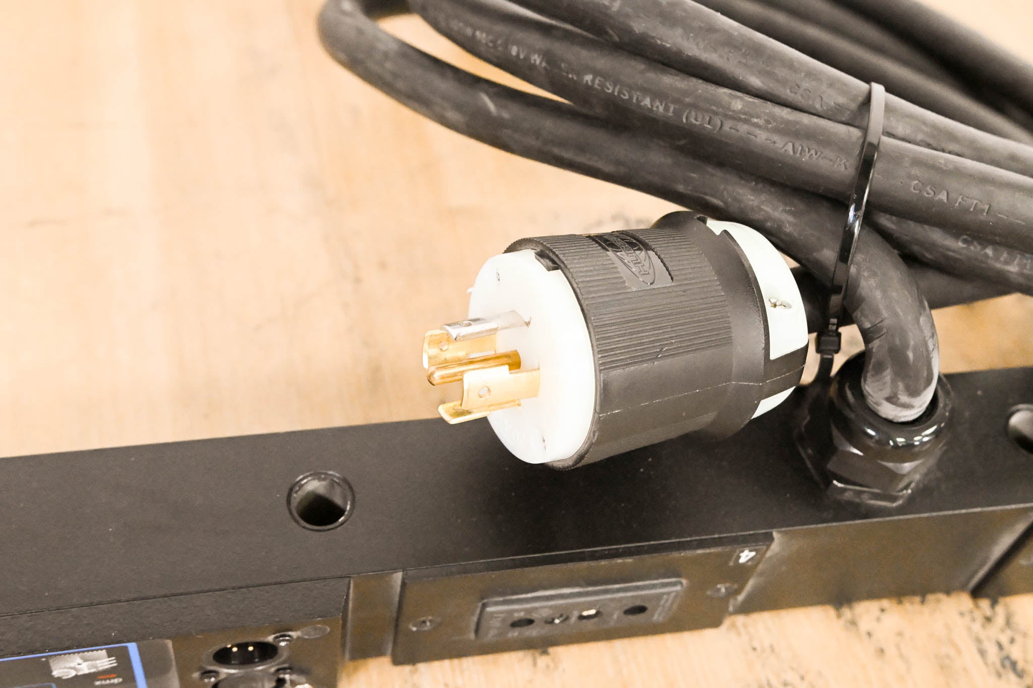 ETC SB6-10M 6 x 10A (1200W) SmartBar with Stage Pin Connectors