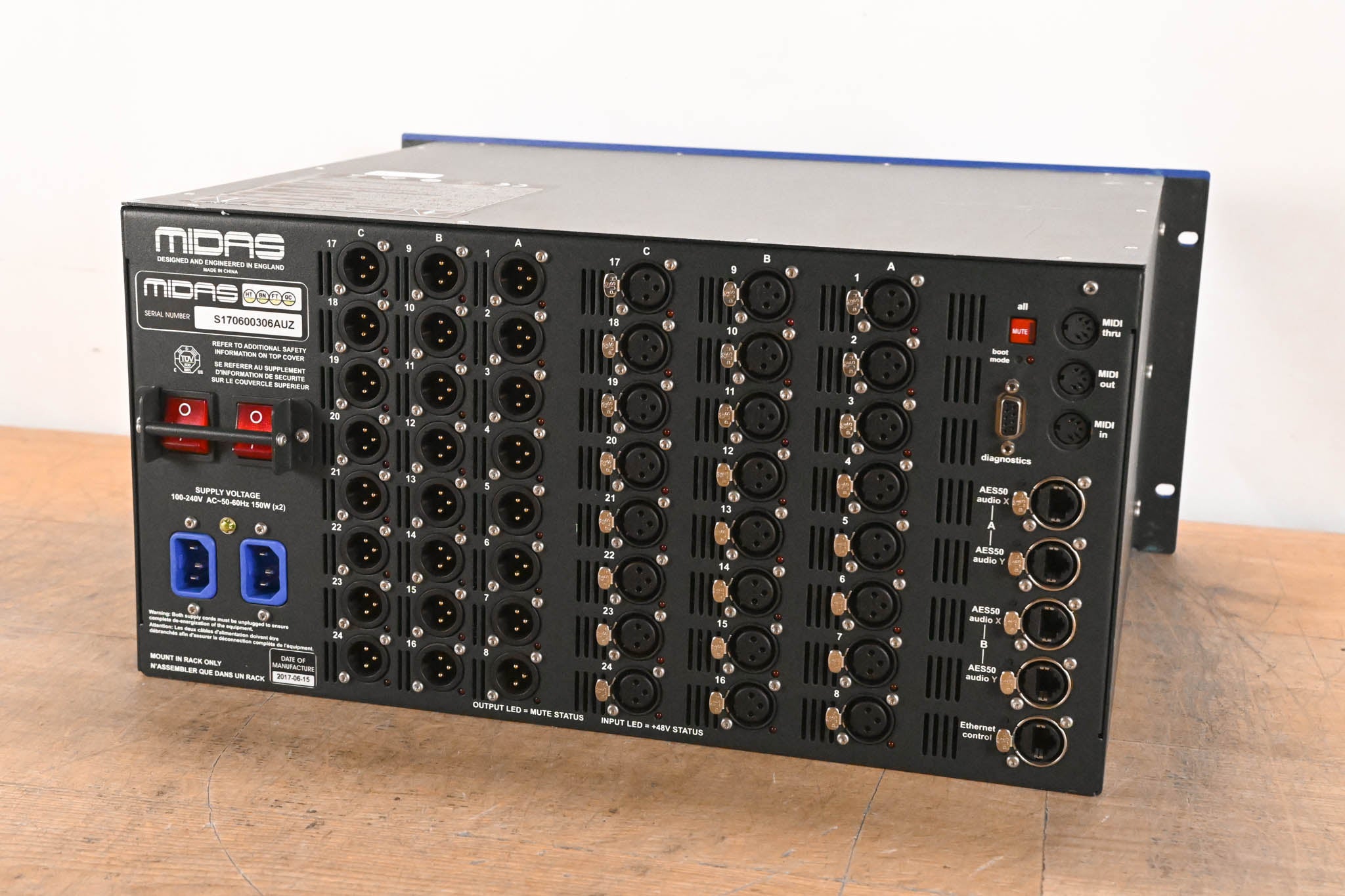 Midas DL231 24x24 Active Microphone Splitter