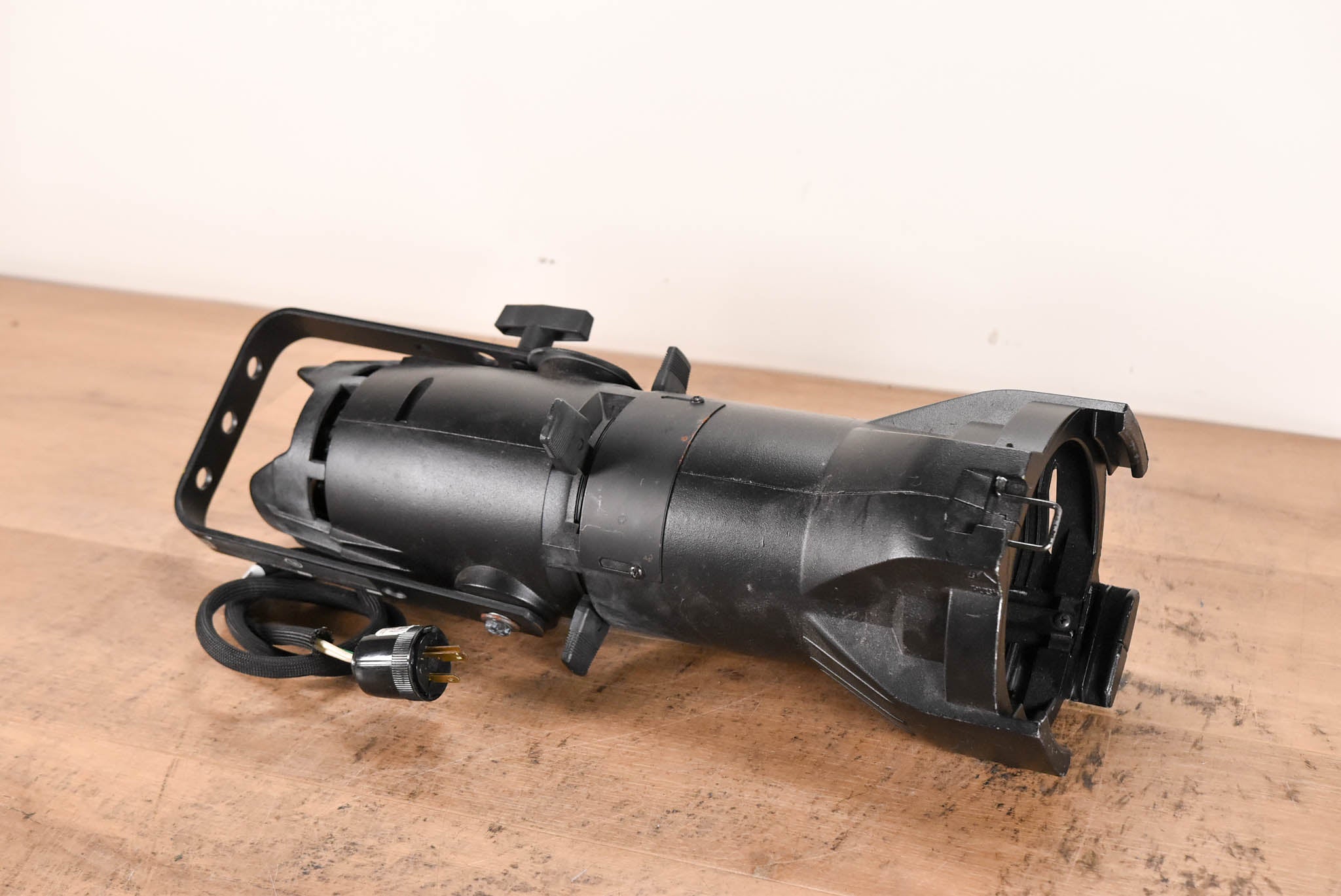 ETC Source Four Jr 26 Degree 575 Ellipsoidal Light