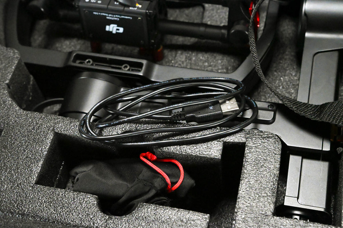 DJI Ronin-M 3-Axis Handheld Gimbal Stabilizer with Case