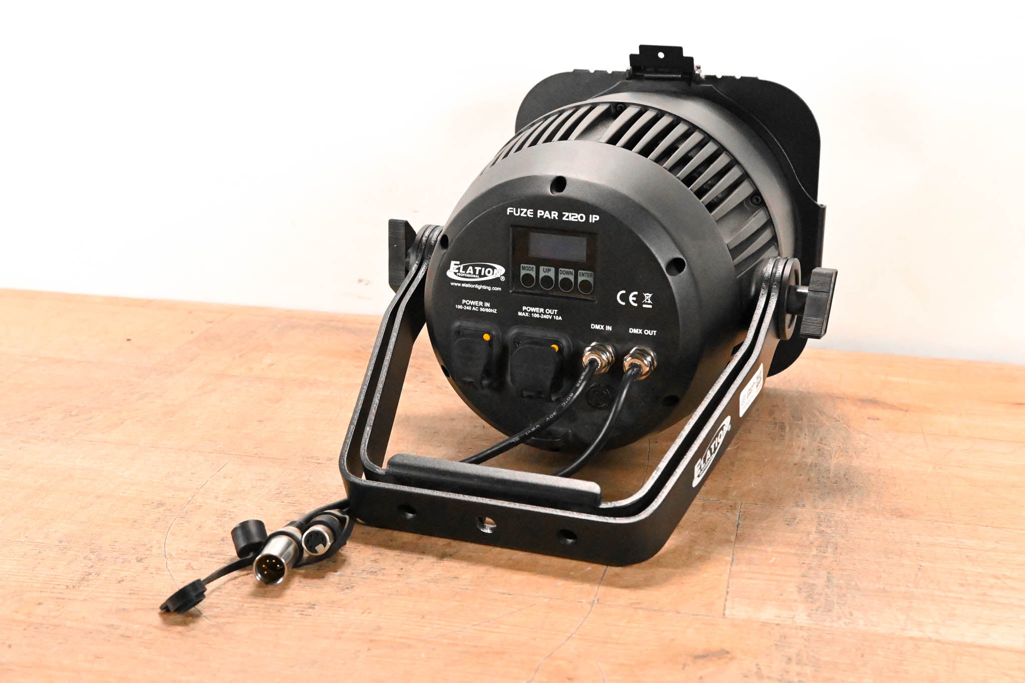 Elation Fuze Par Z120 IP 120W RGBW LED Par with Zoom (NO POWER SUPPLY)