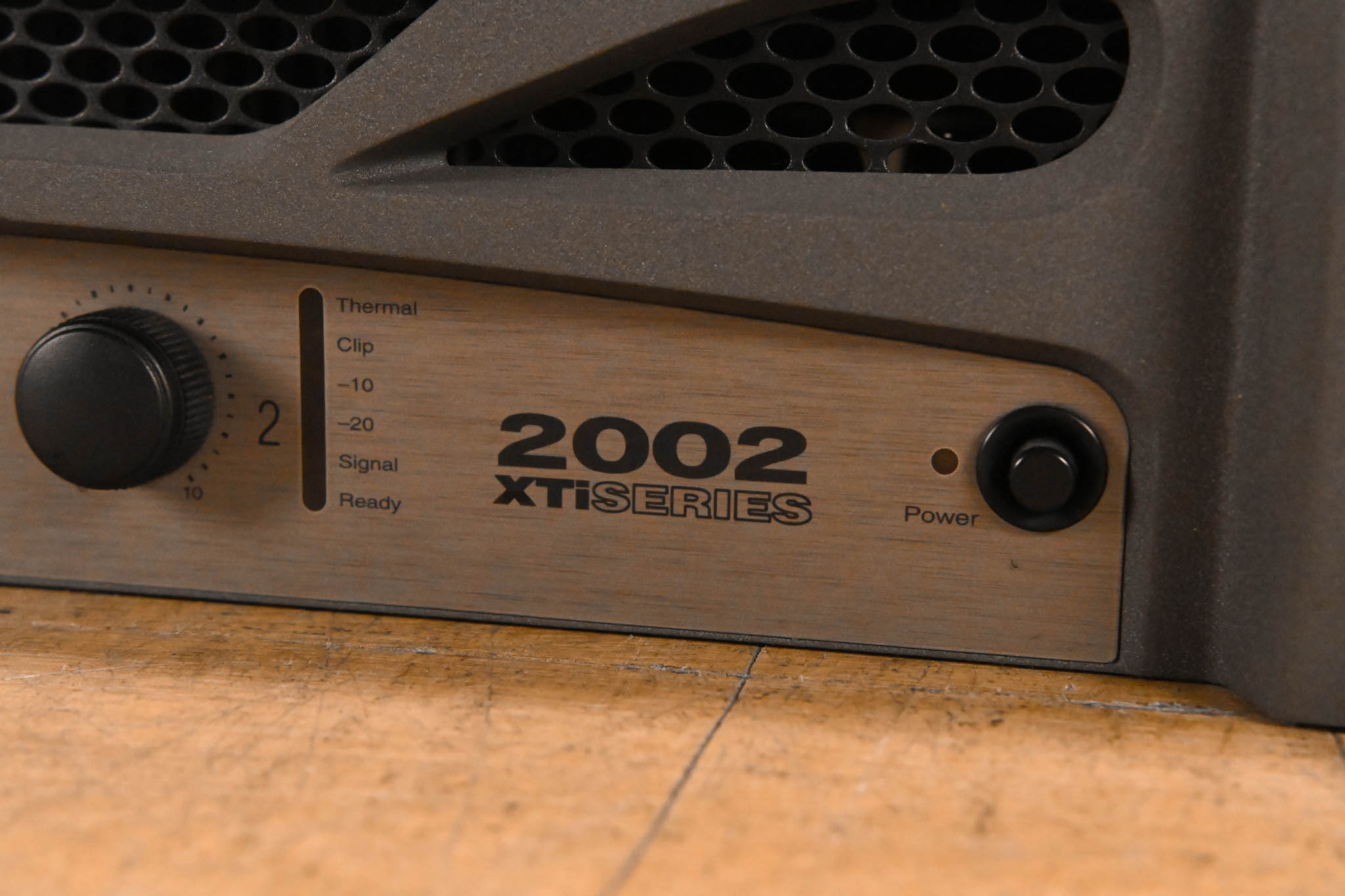 Crown XTi 2002 2-Channel Power Amplifier