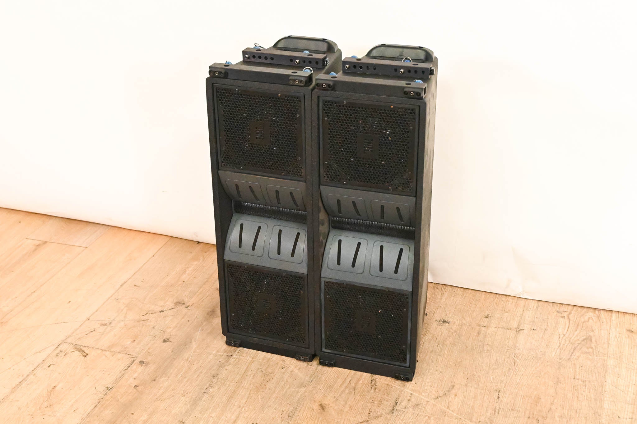 JBL VT4886 Dual 6.5" Passive Compact Line Array Loudspeakers (PAIR)