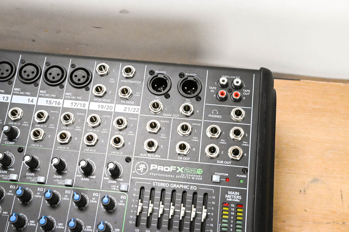 Mackie ProFX22v2 22-Channel Audio Mixer with USB and Effects