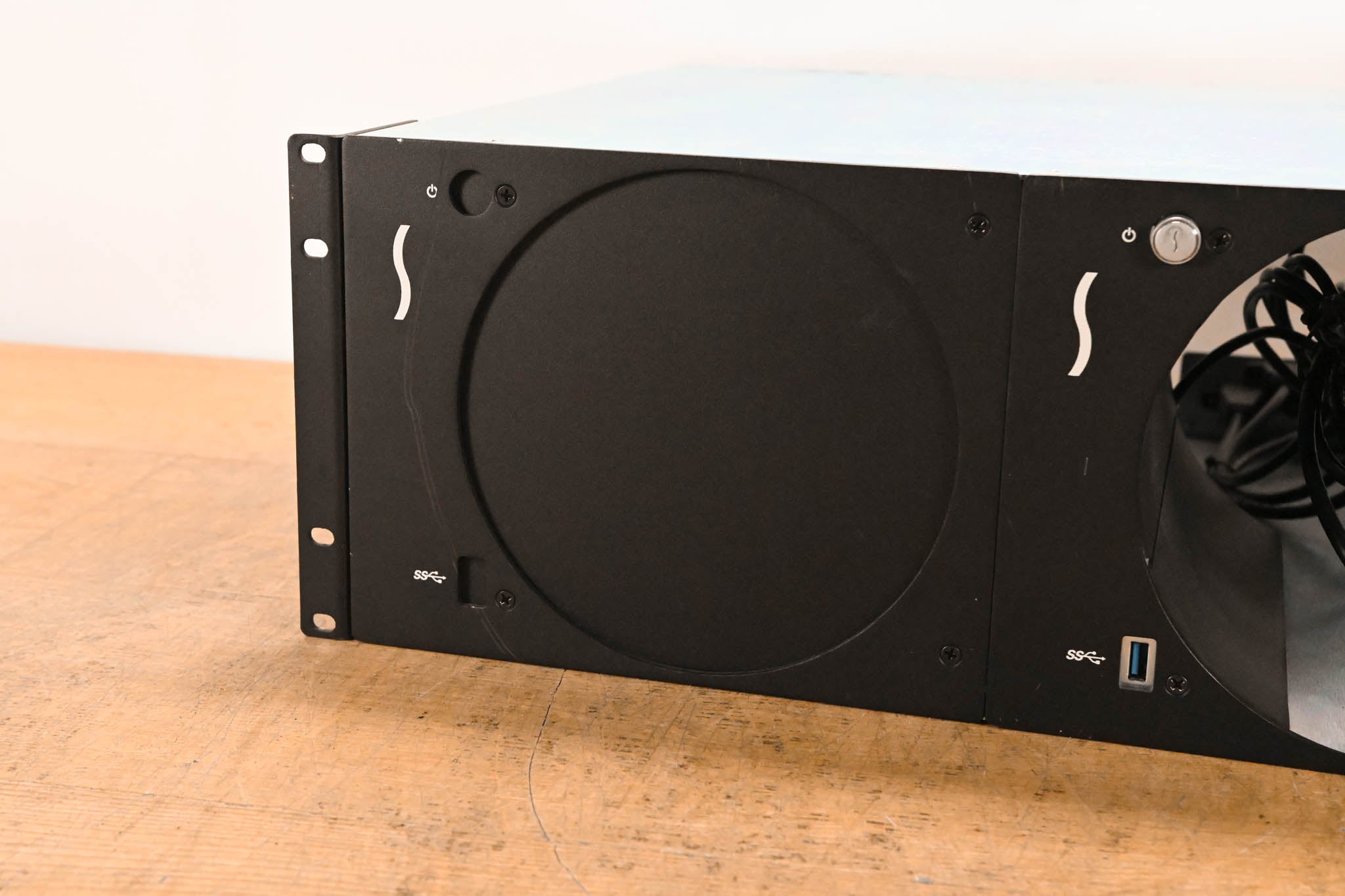 Sonnet RackMac Pro (with 1 Computer Mounting Module)