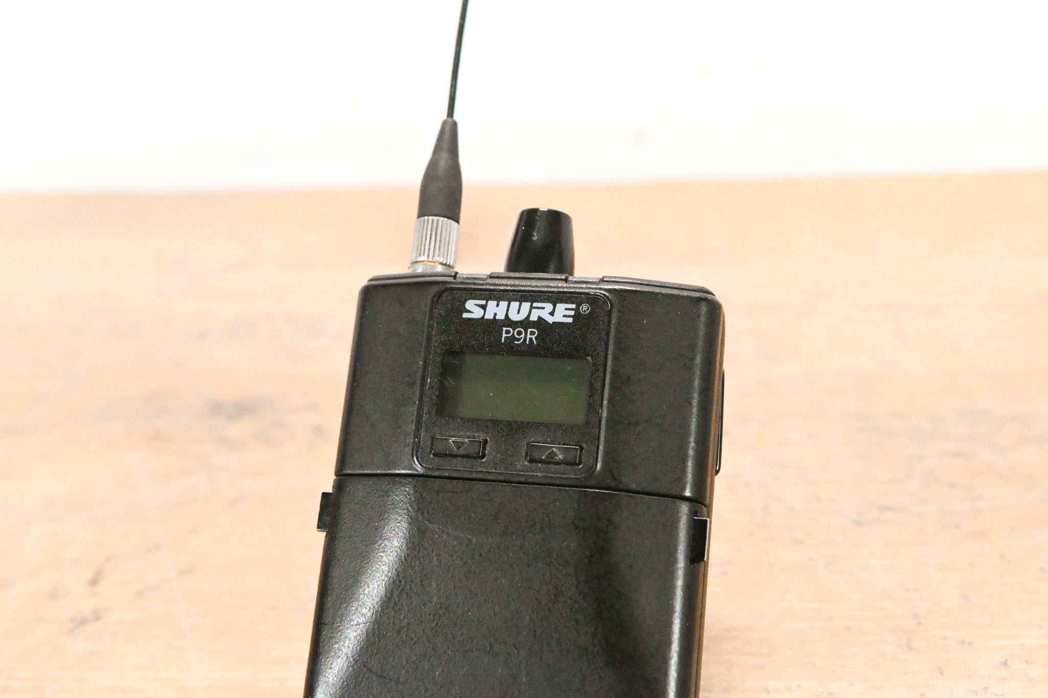 Shure PSM 900 Wireless IEM System L6 Band: 656-692 MHz (NO POWER SUPPLY)