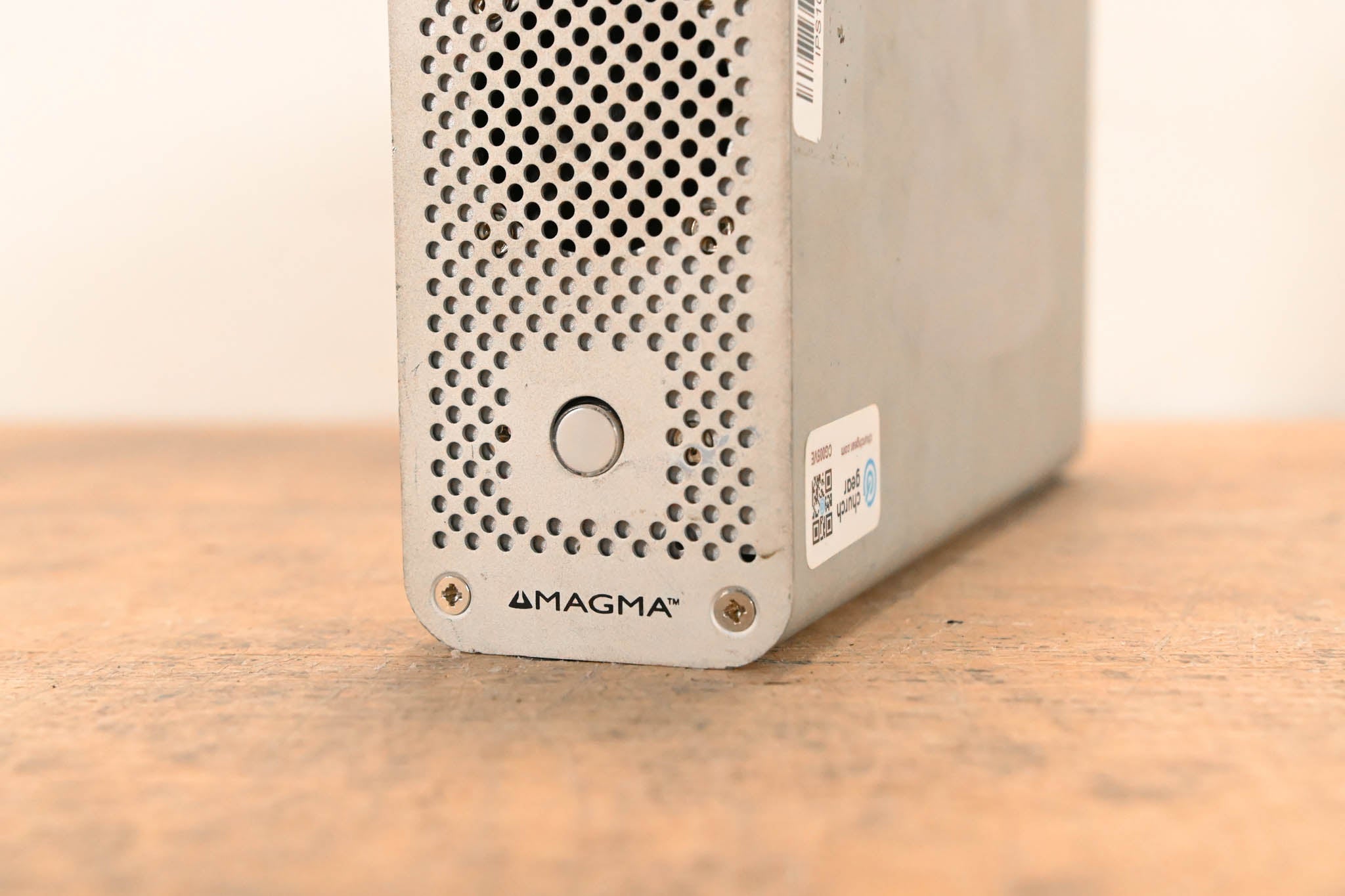 Magma EB1T ExpressBox 1T Thunderbolt 2 to PCIe Expansion Chassis NO PSU