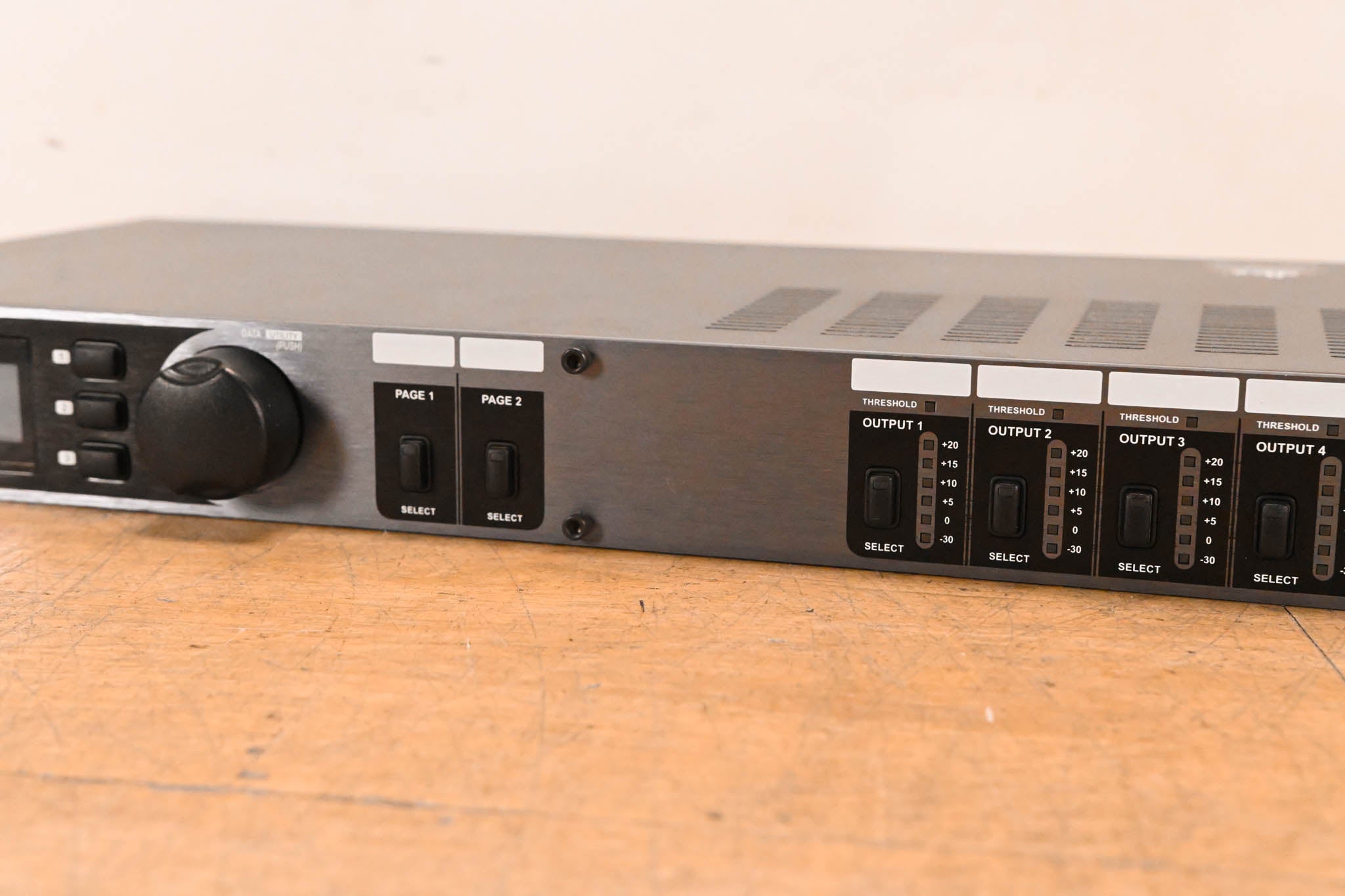 dbx ZonePRO 1260M Digital Zone Processor