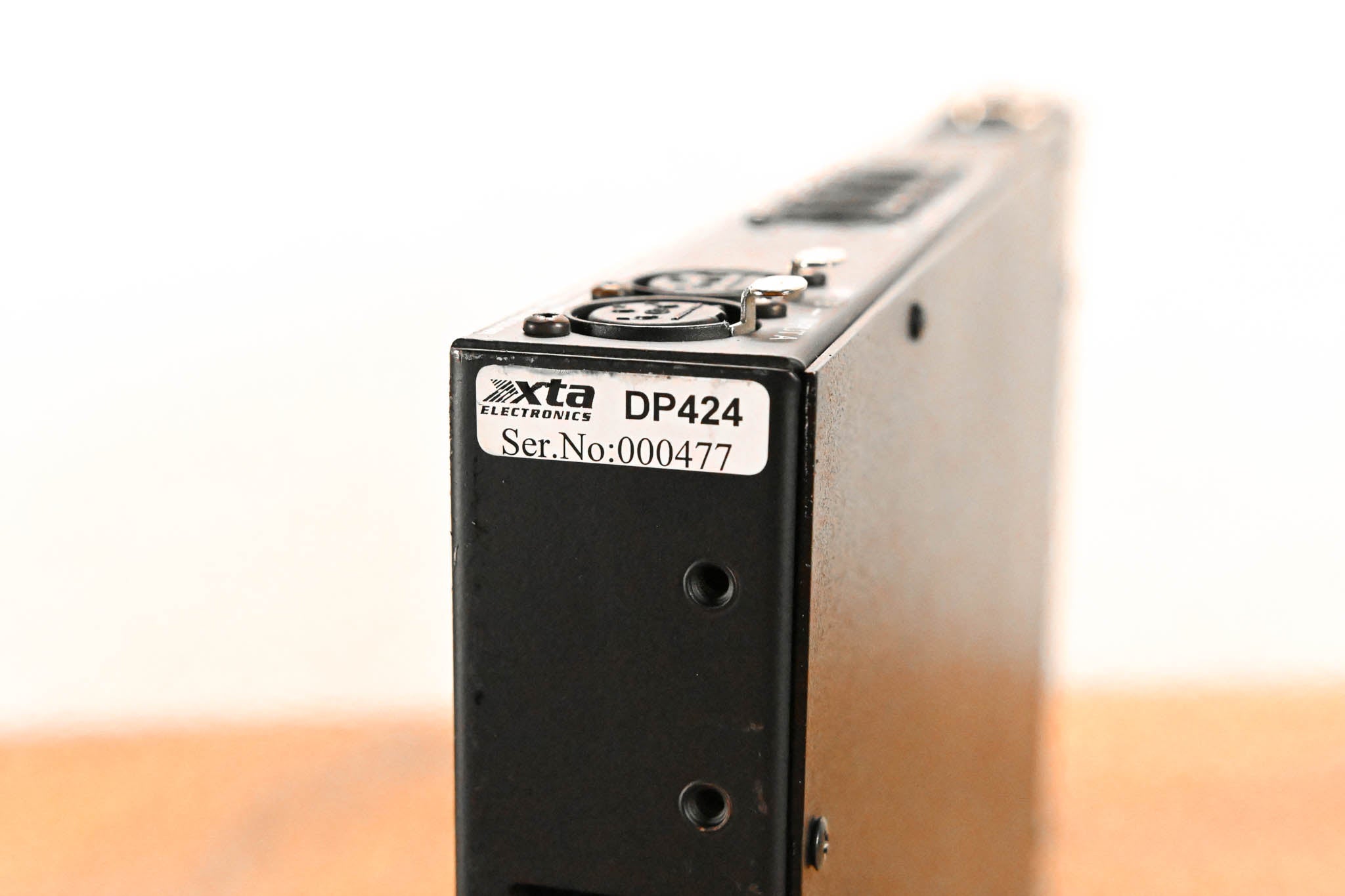 Xta Electronics DP424 2-in 4-out Signal Processor