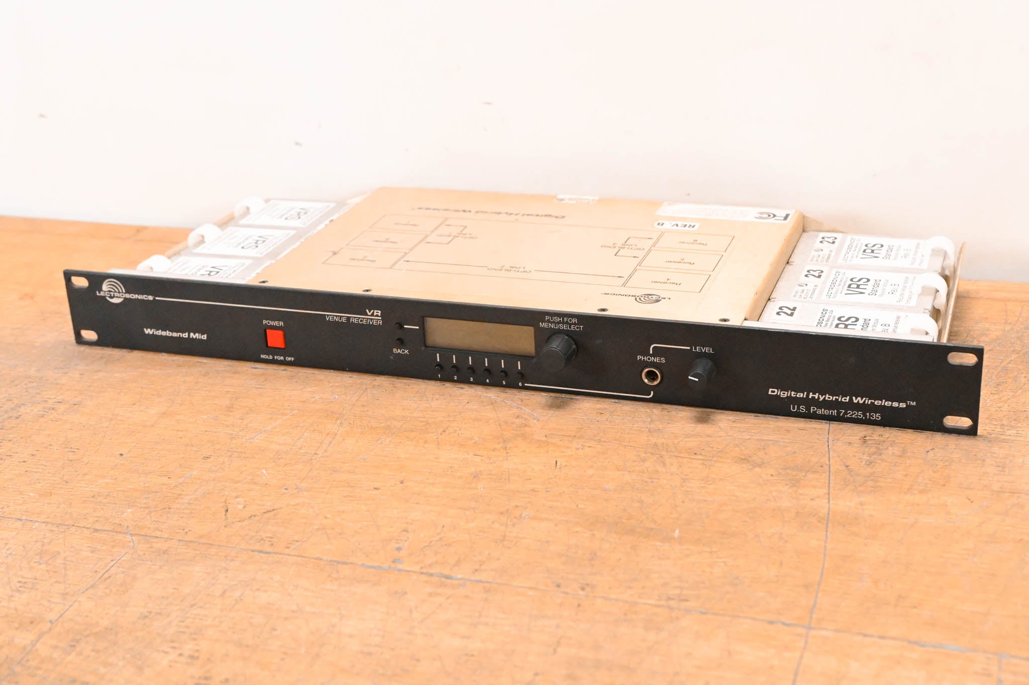 Lectrosonics Venue Wideband Mid 6-Channel Receiver w/ Bodypacks (NO PSU)