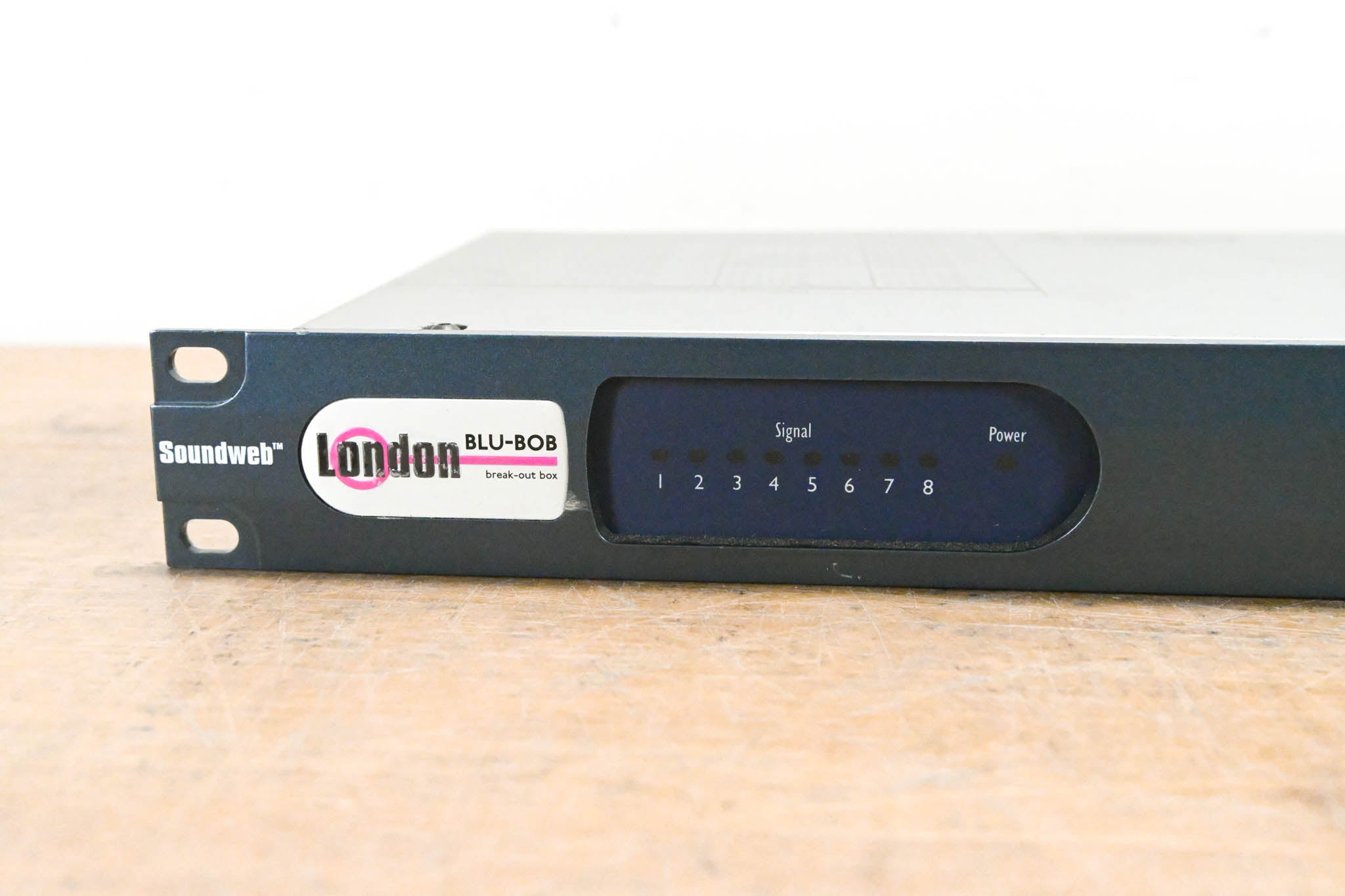 BSS London BLU-BOB2 8-Channel Break-Out Box Output Expander (NO PSU)