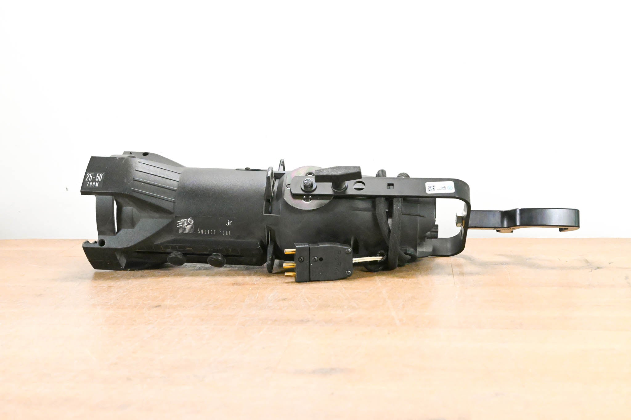 ETC Source Four Jr 25-50 Degree Zoom 575 Ellipsoidal Light
