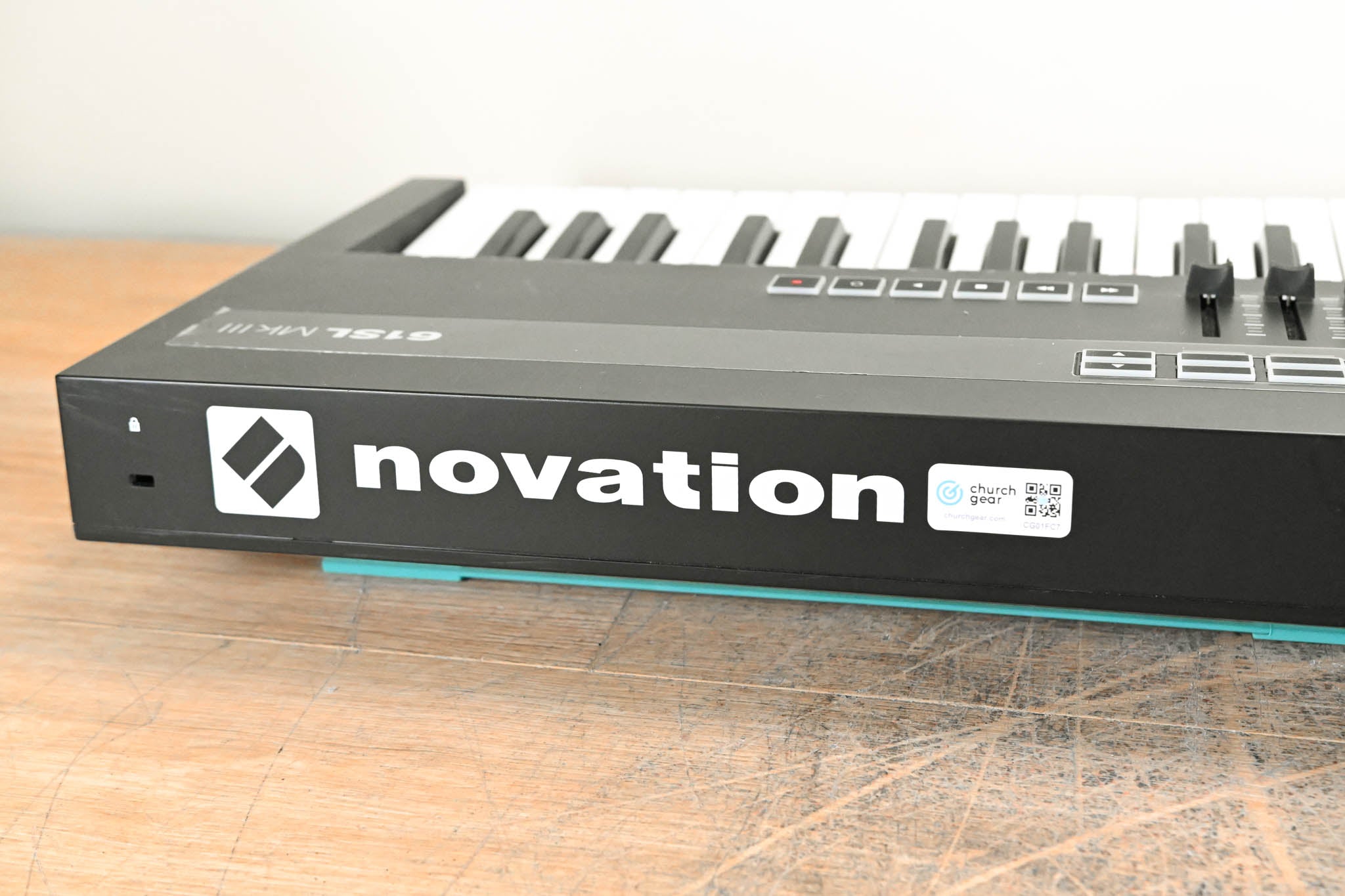 Novation 61SL MkIII 61-key MIDI Keyboard Controller w/ 8-Track Sequencer