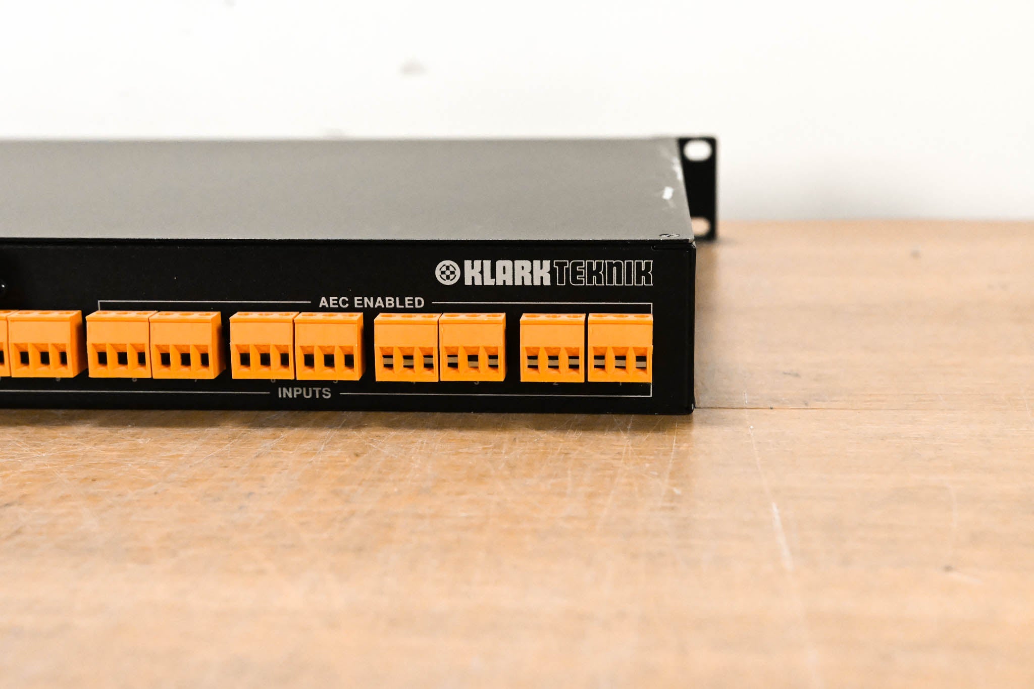 Klark Teknik DM8000 Advanced DIgital Audio Processor