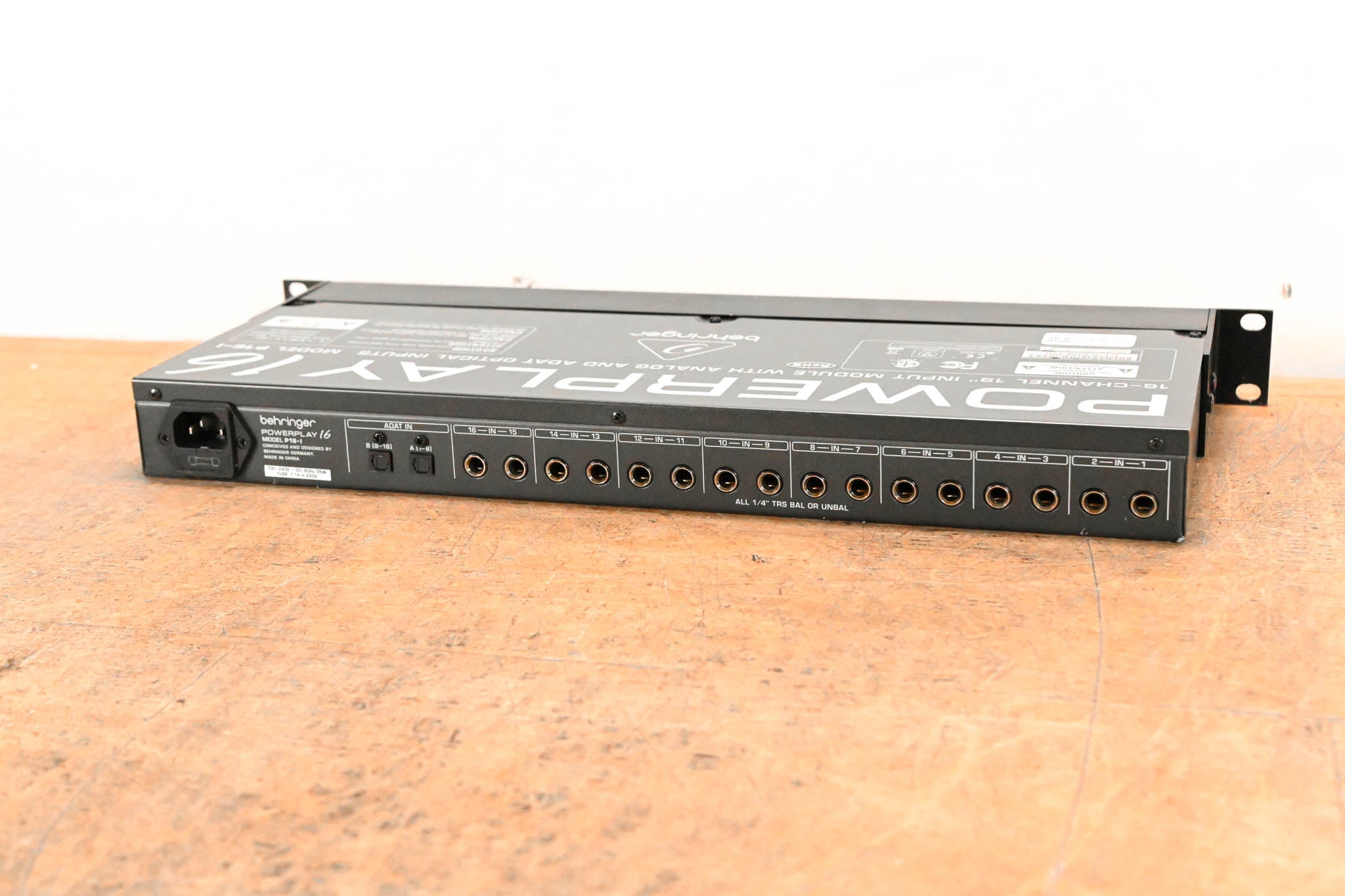 Behringer Powerplay P16-I 16-Channel Input Module