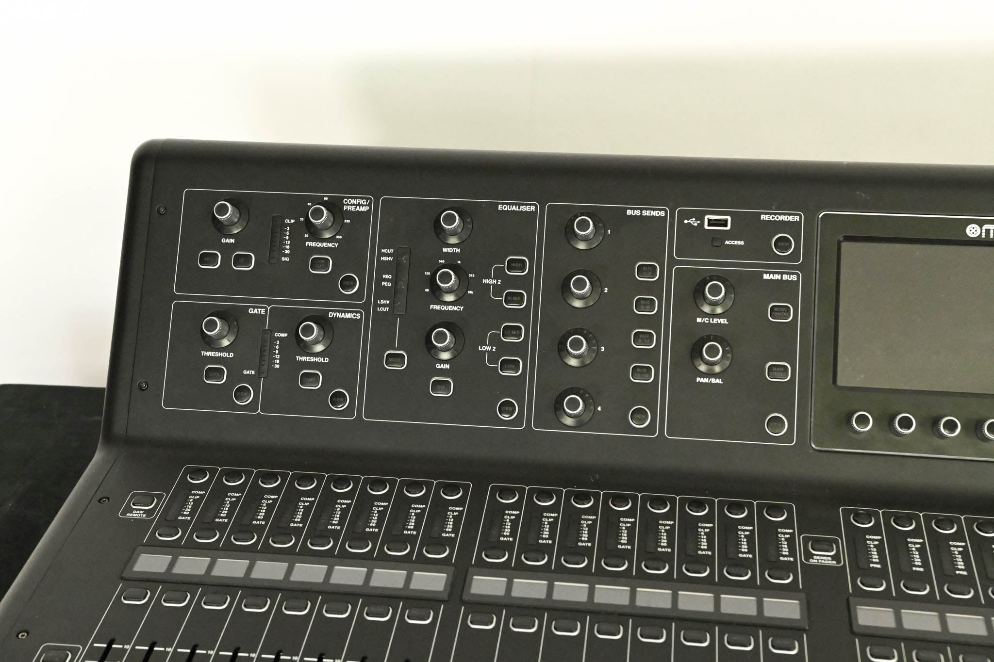 Midas M32 40-Channel Digital Audio Mixing Console