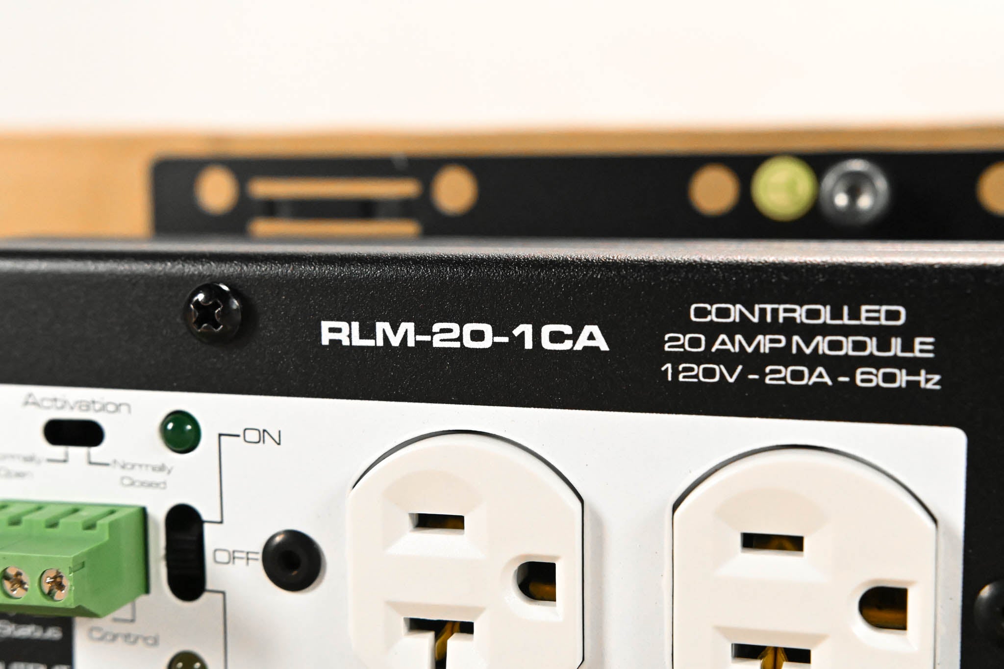 Middle Atlantic RLM-20-1CA MPR Module 20A, Controlled Stand-Alone