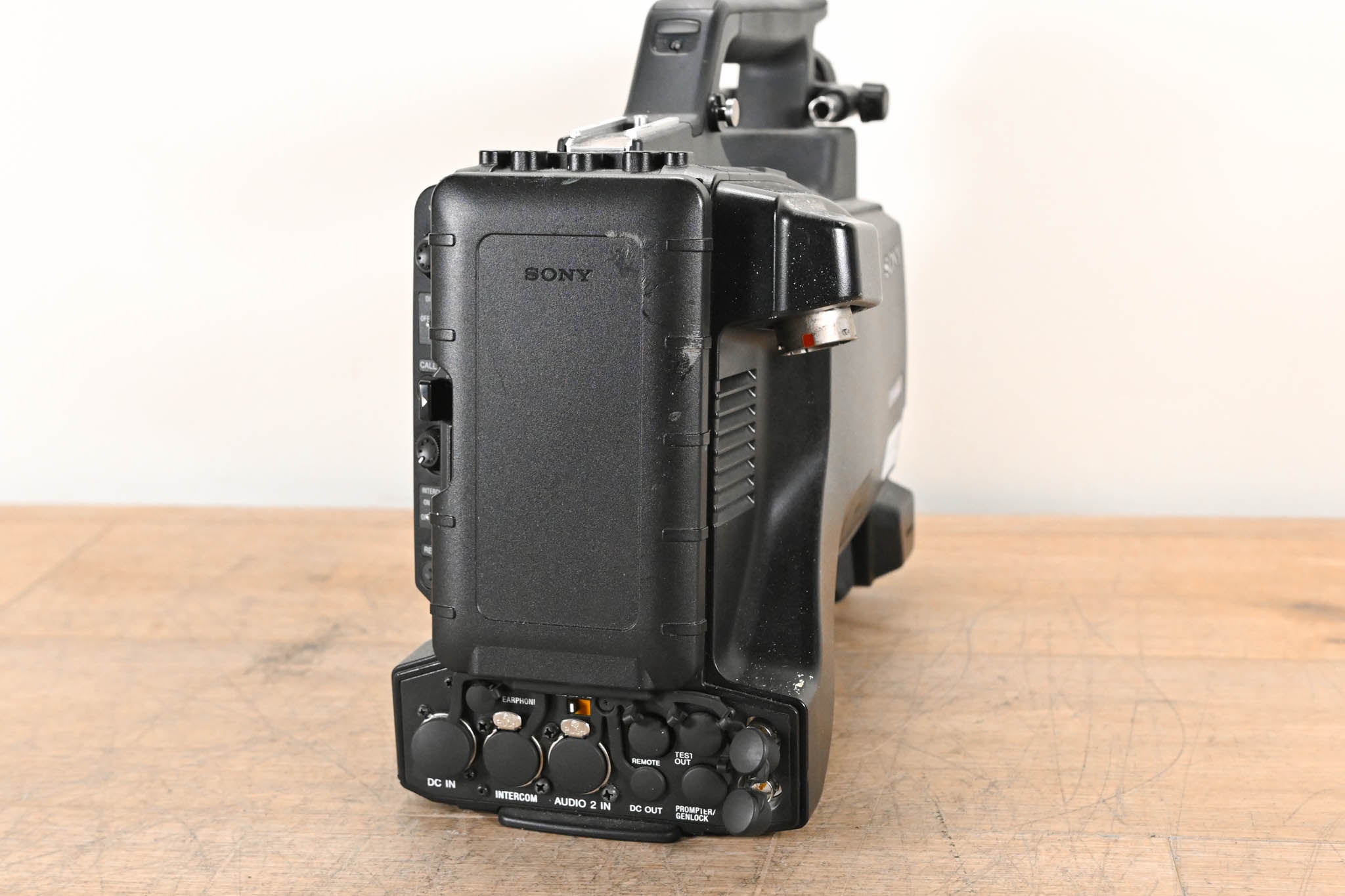 Sony HXC-D70 HD/SD Studio Camera