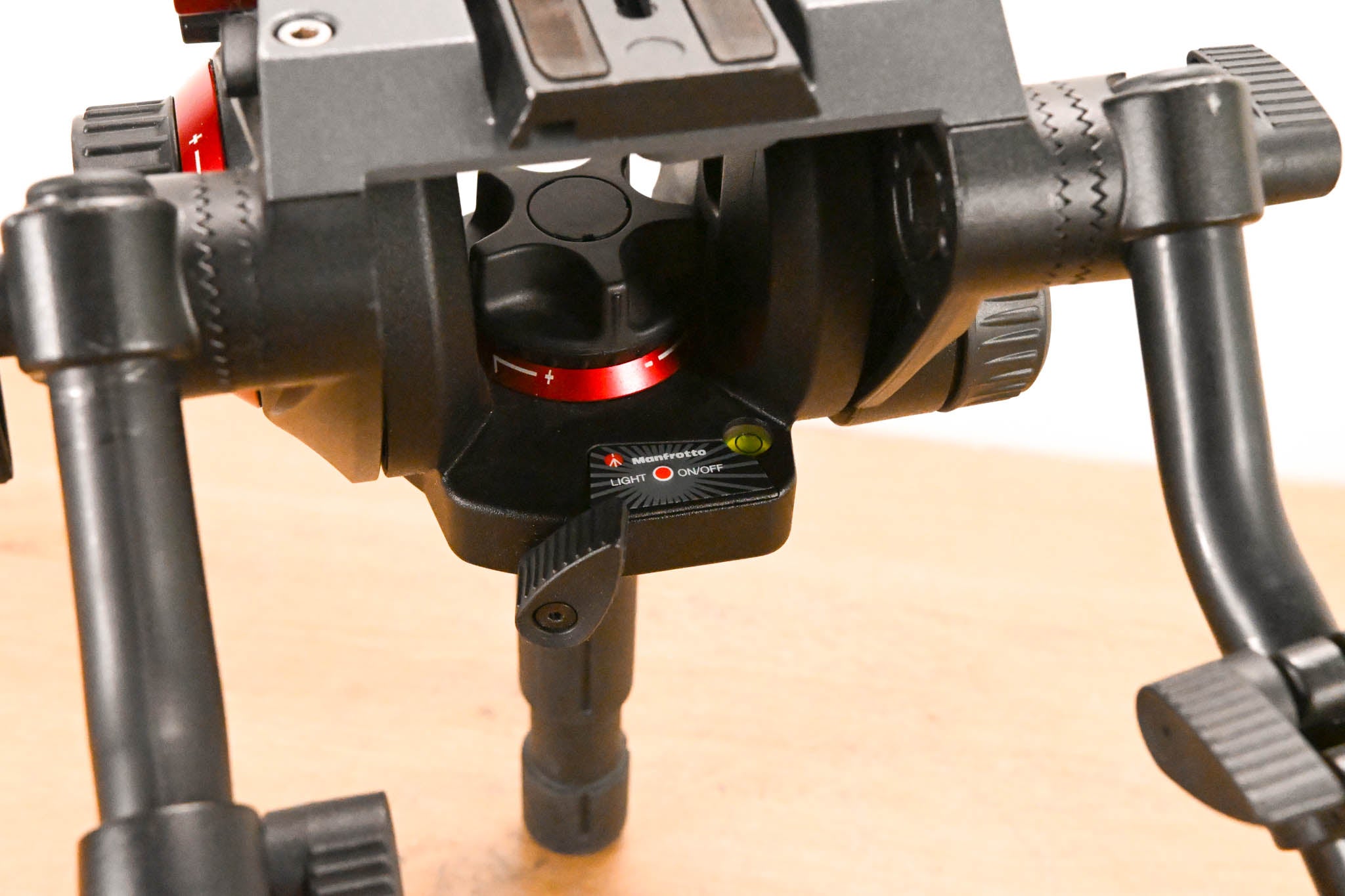 Manfrotto 504HD Fluid Video Head with 75 mm Half Ball