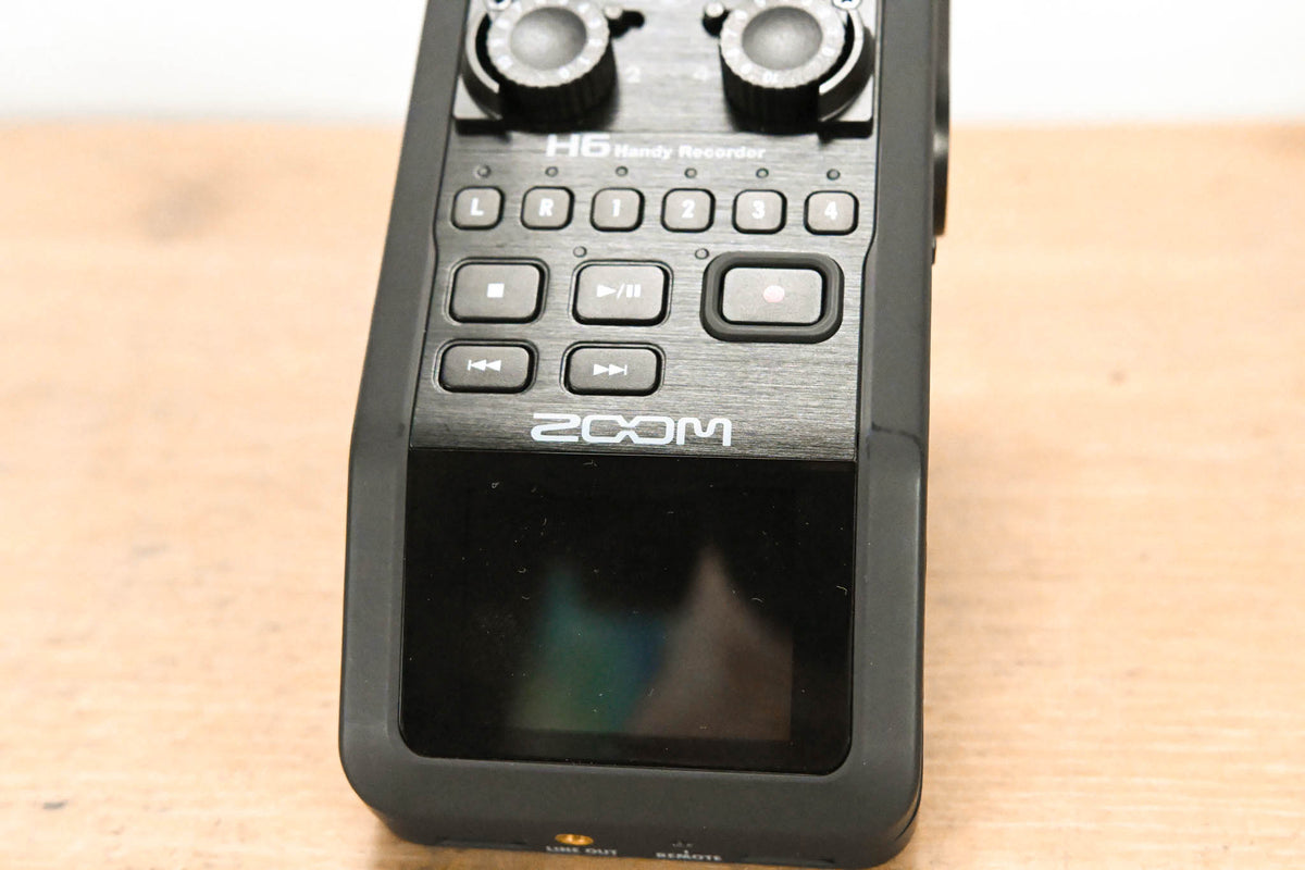Zoom H6 6-CH Portable Handy Recorder w/ X/Y & Mid-Side Mic Attachments