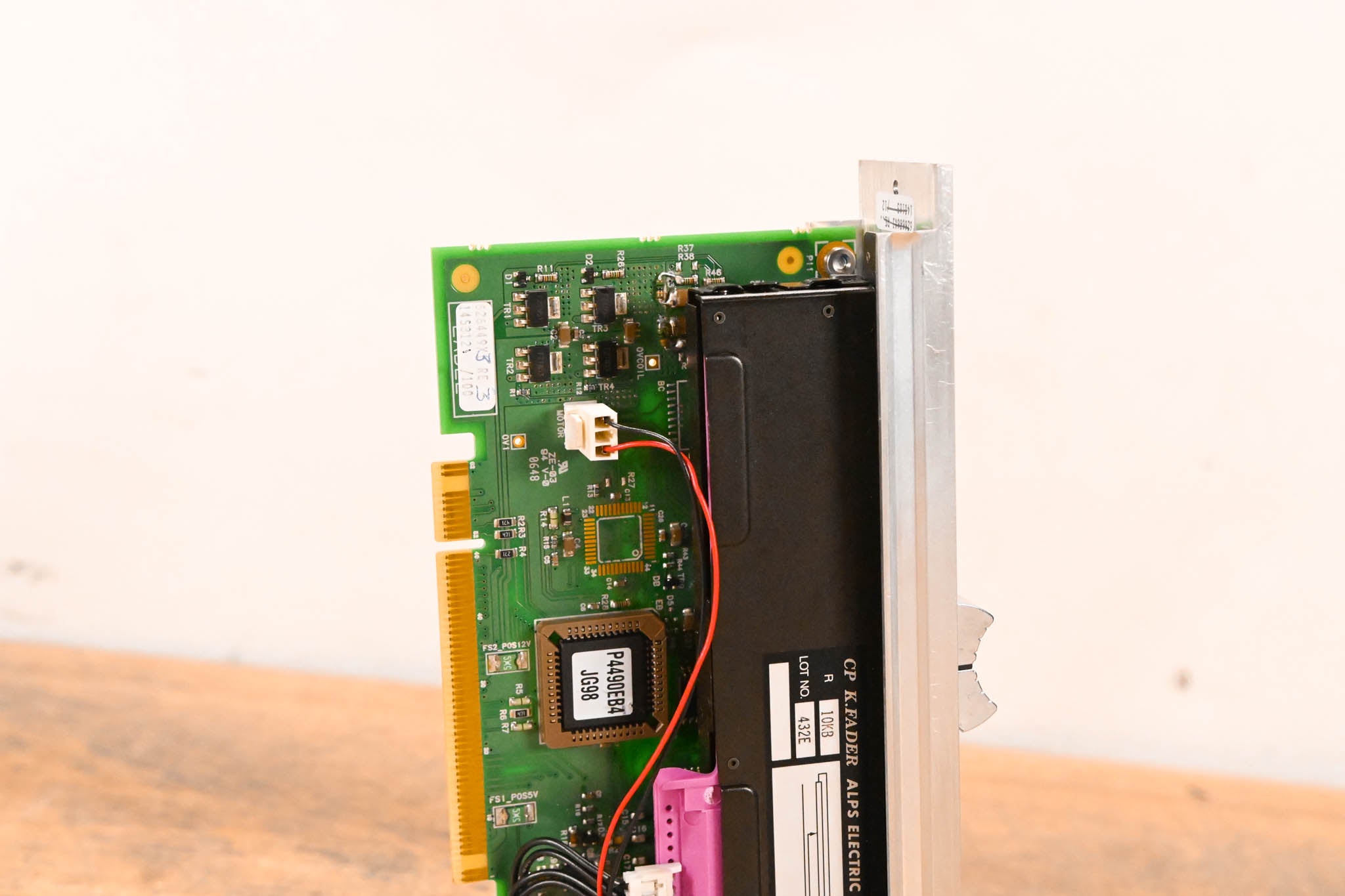 Solid State Logic C300 HD Motorized Fader Module – ALPS K-Fader Assembly