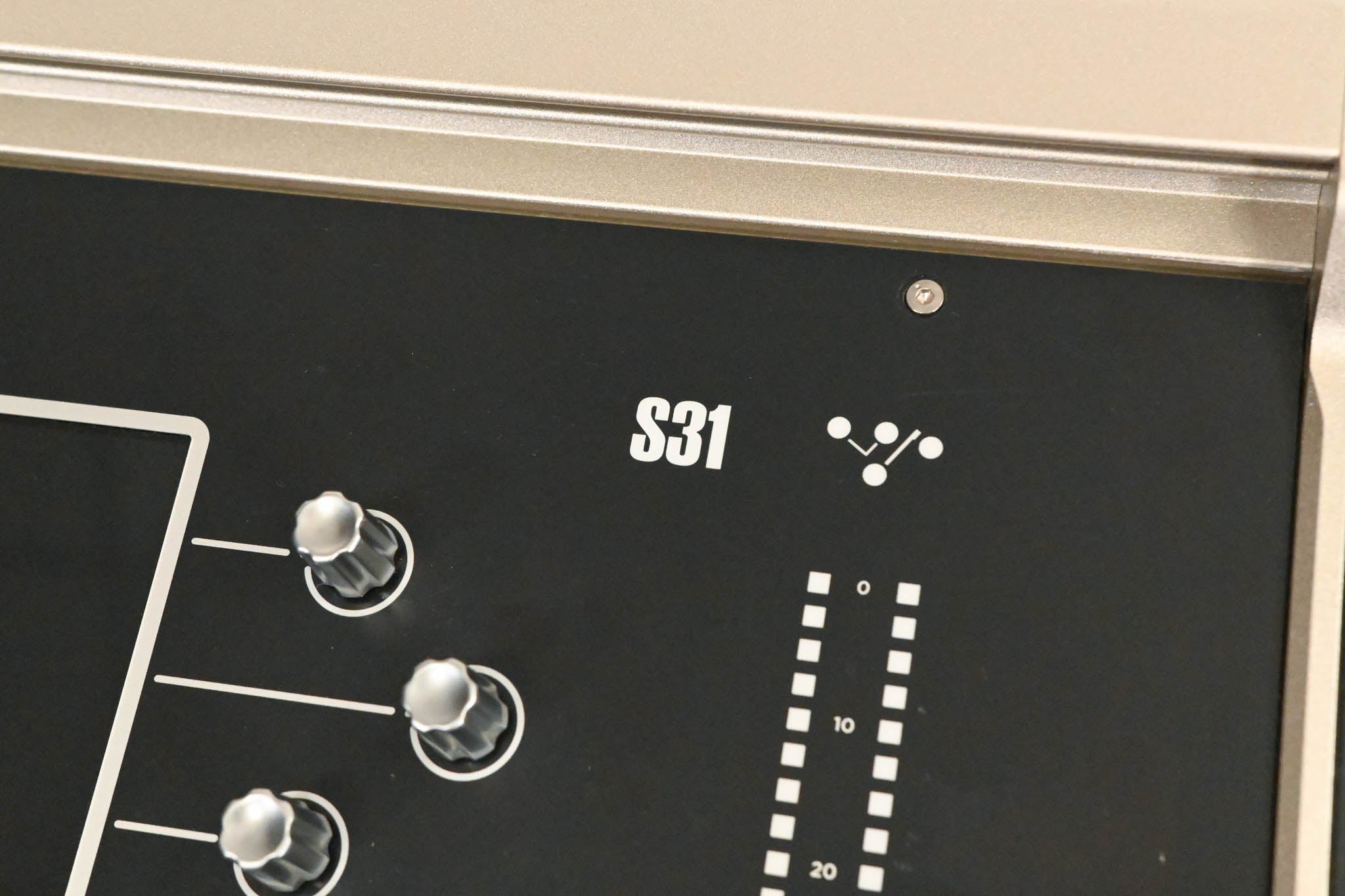 DiGiCo S31 48-Channel Digital Mixing Console