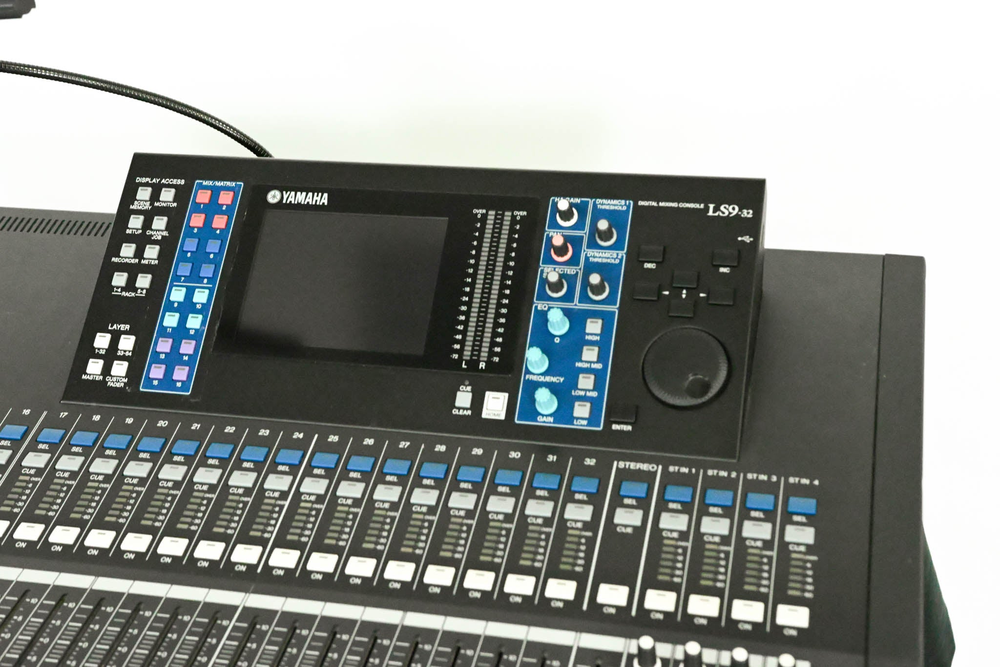Yamaha LS9-32 32-Input Digital Mixing Console