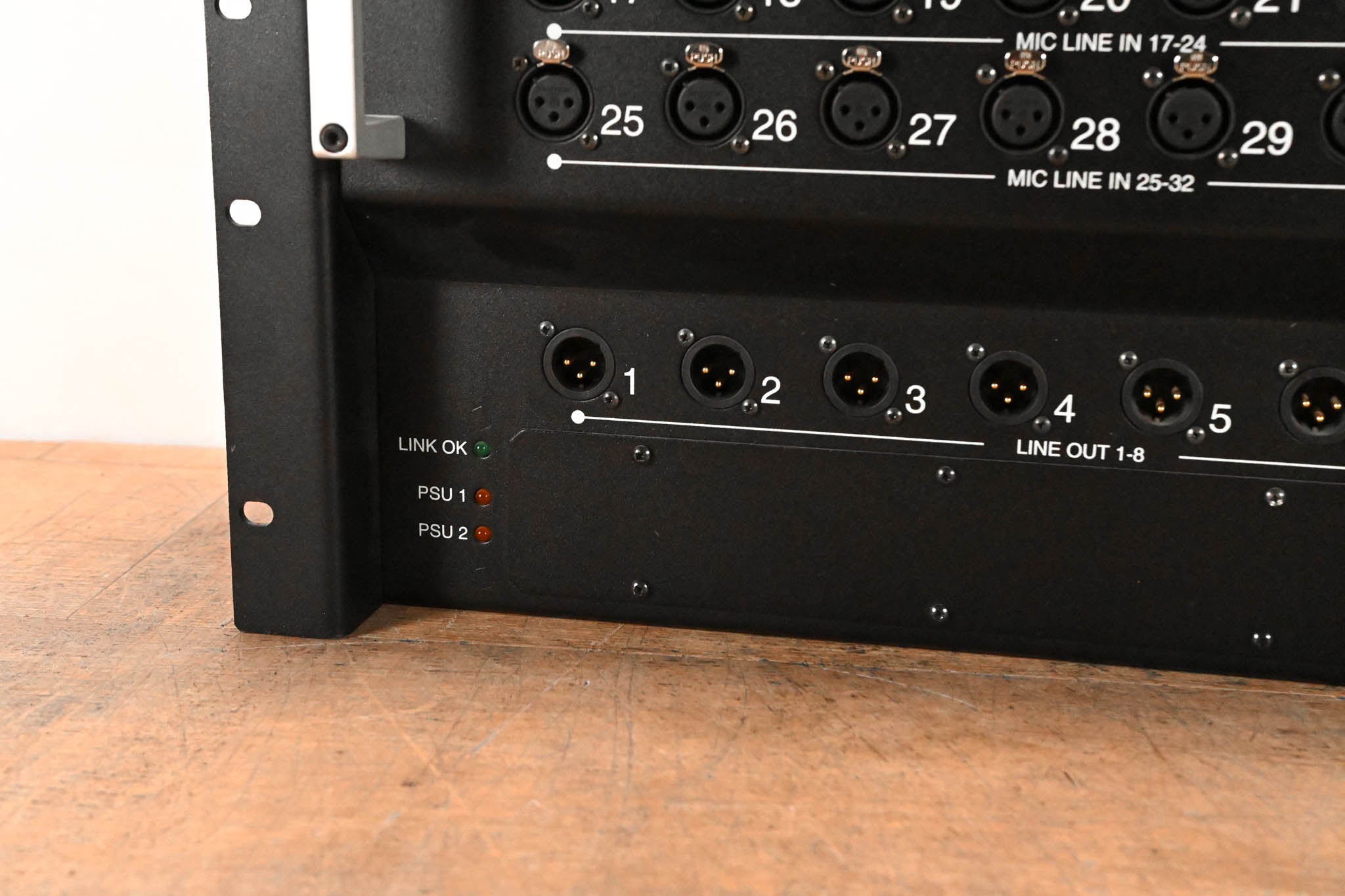 DiGiCo D-Rack 32 x 8 Cat 6 Analog I/O Stage Box