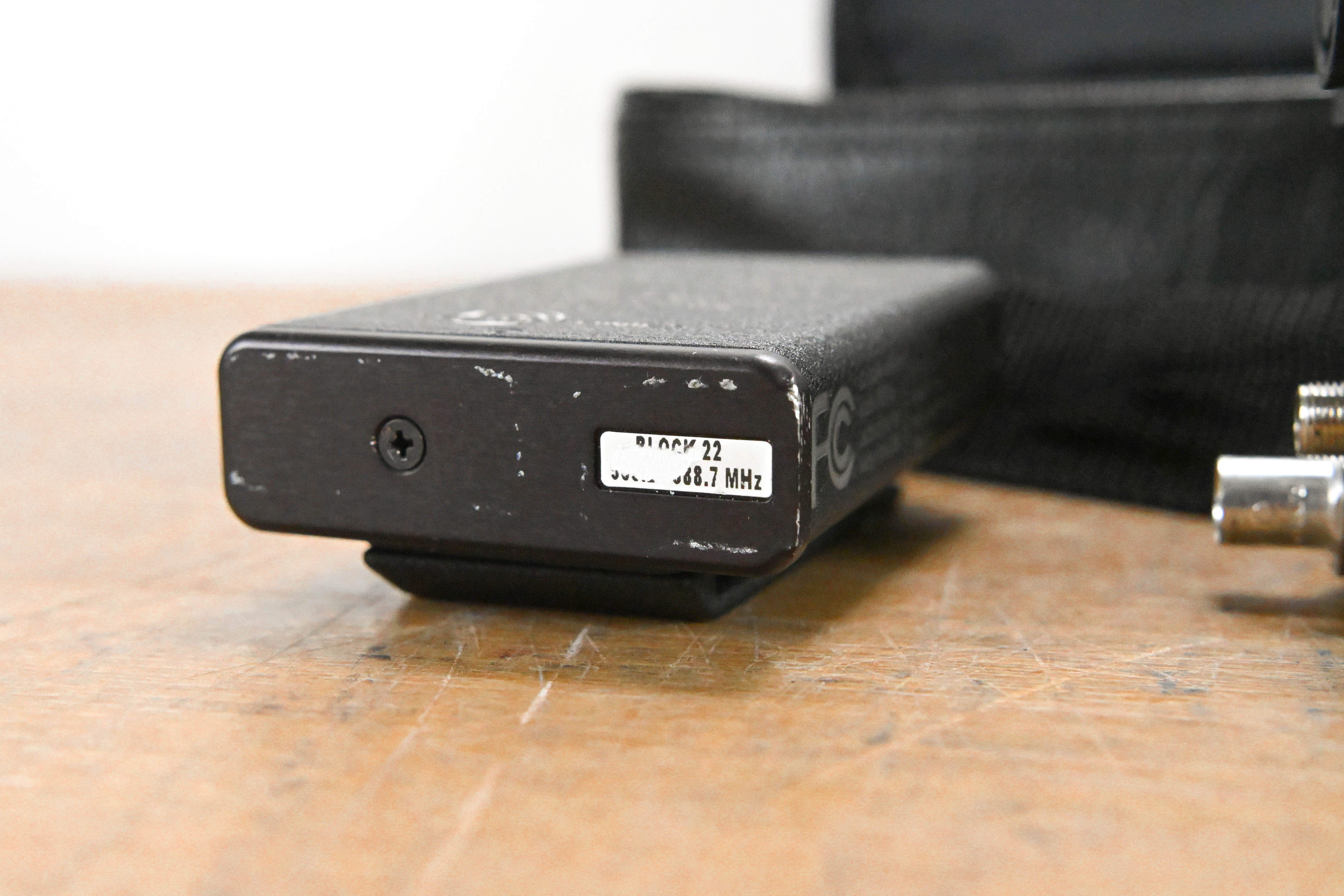 Lectrosonics IFBT4 IFB Transmitter & R1a Receiver Block 22 w/ Case