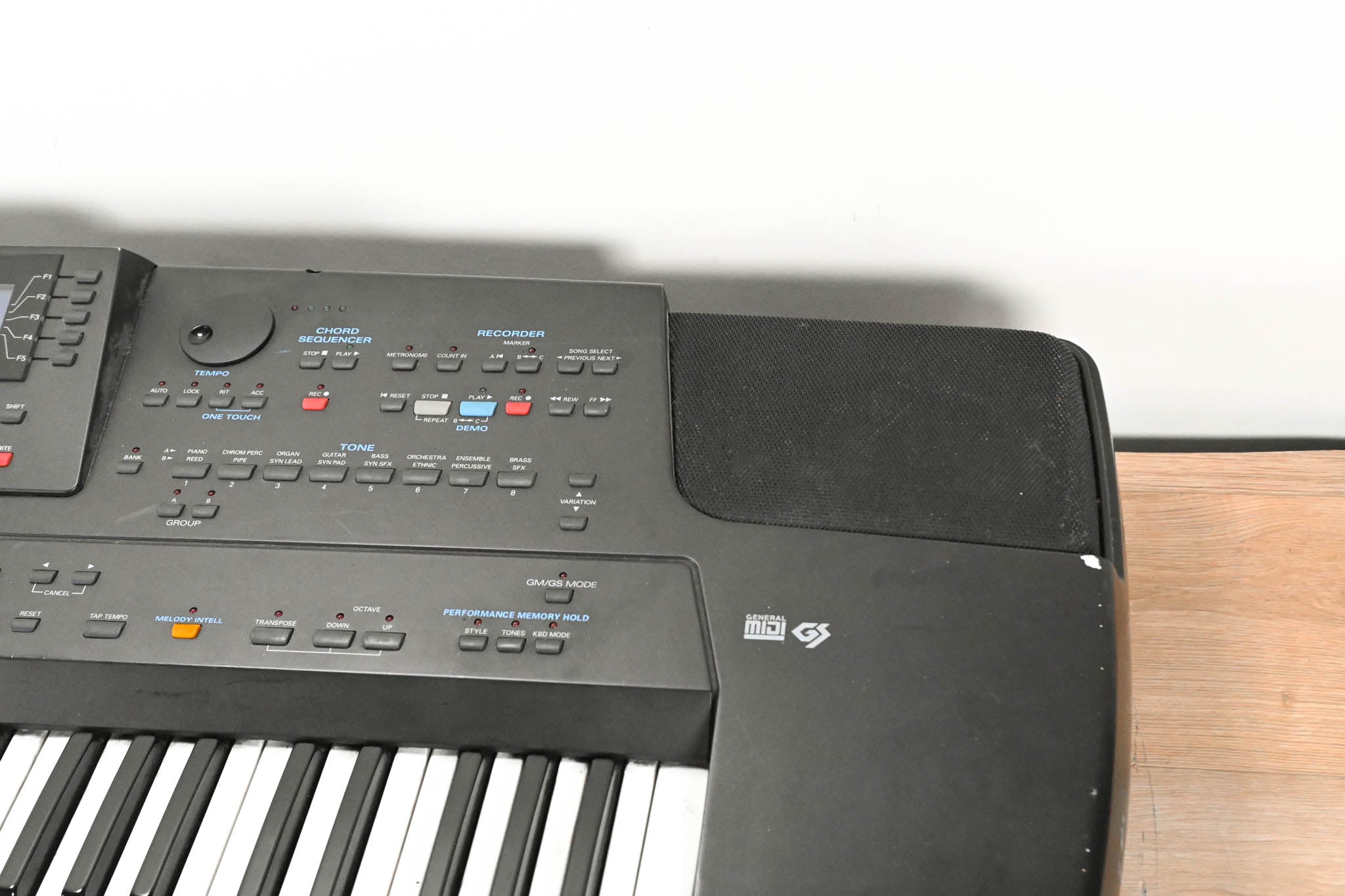 Roland E-96 61-Key Intelligent Synthesizer