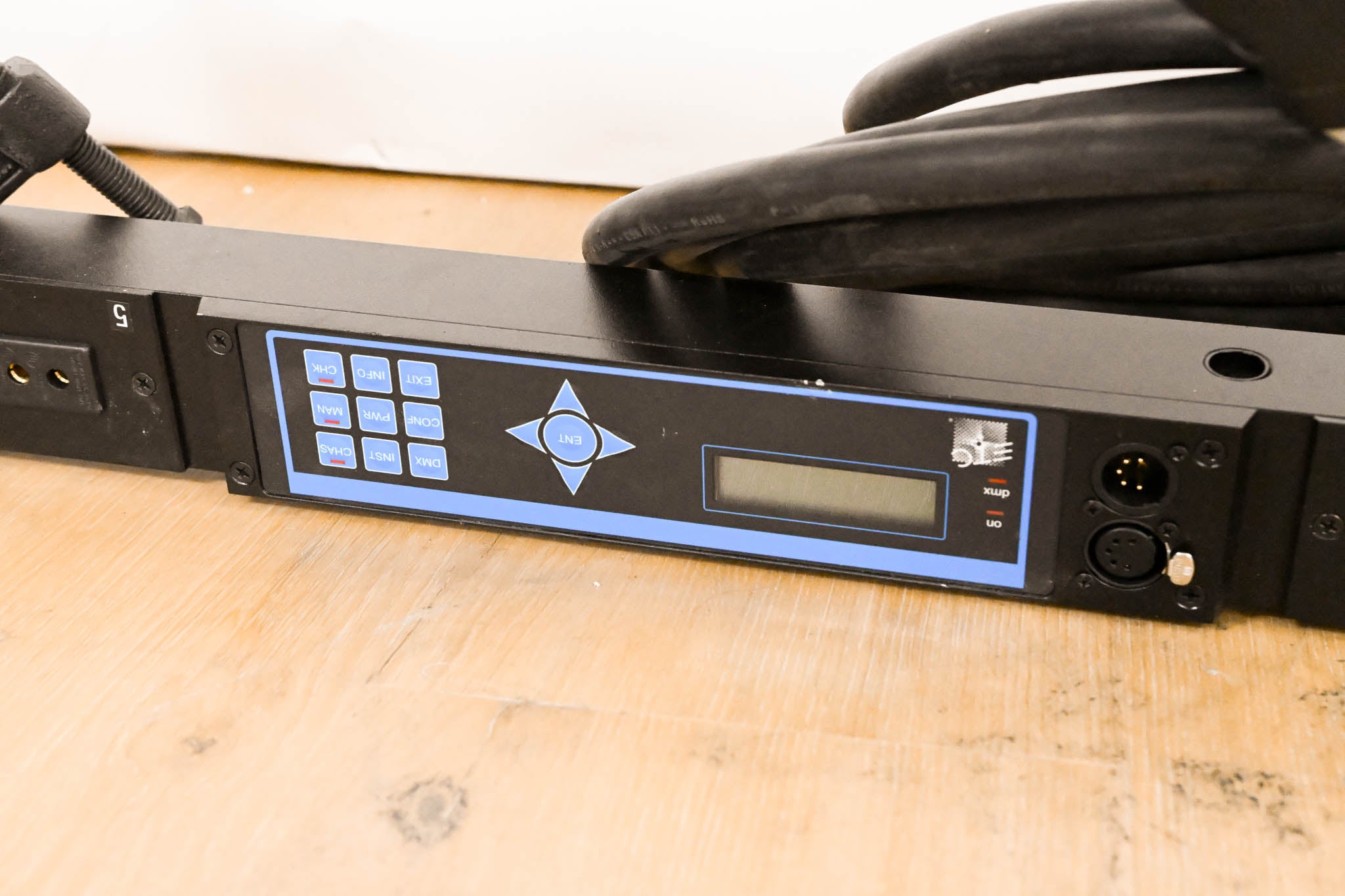 ETC SB6-10M 6 x 10A (1200W) SmartBar with Stage Pin Connectors