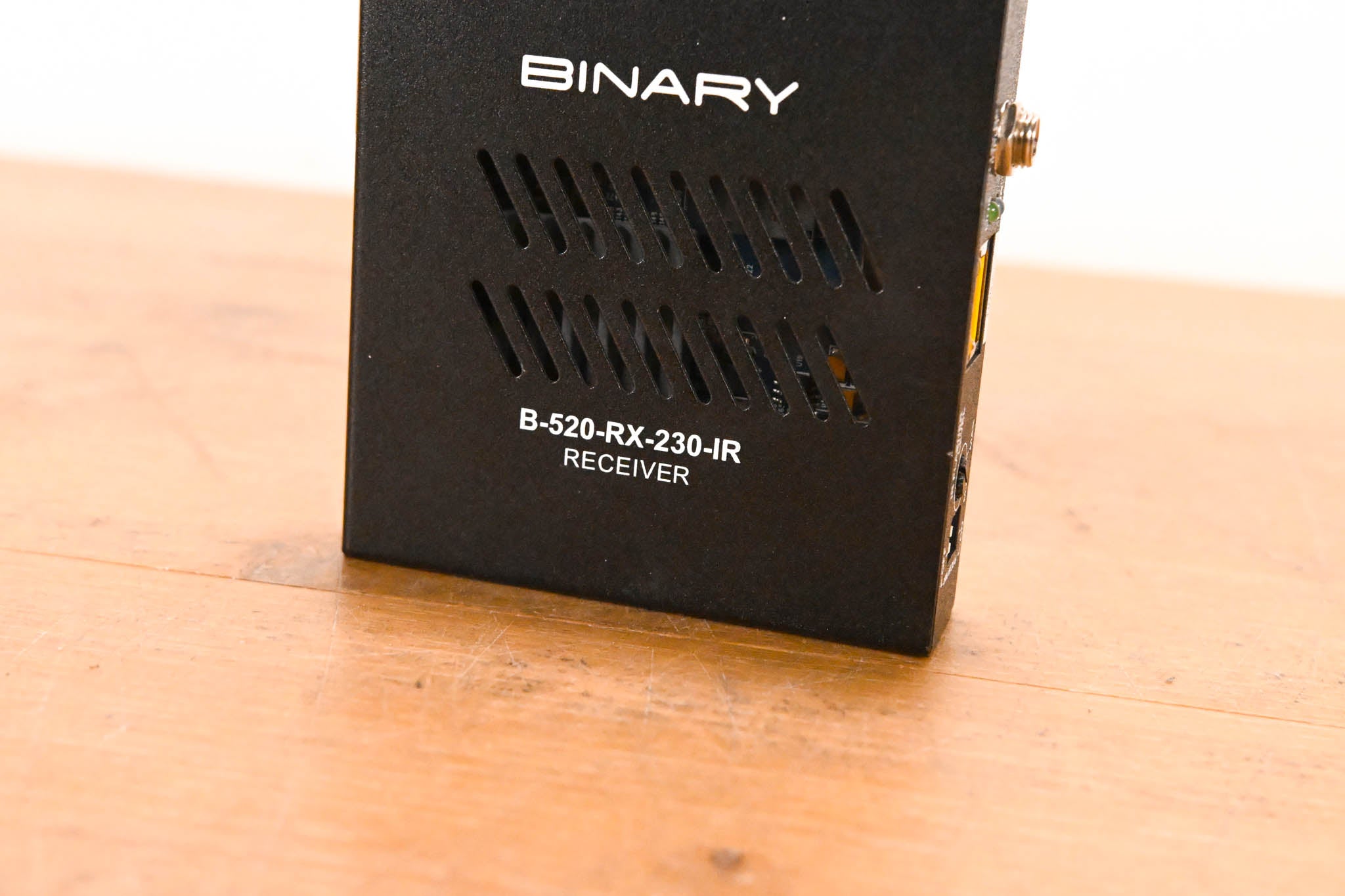 Binary B-520-RX-230-IR 520 Series 1080p HDBaseT Receiver w/ IR (NO PSU)
