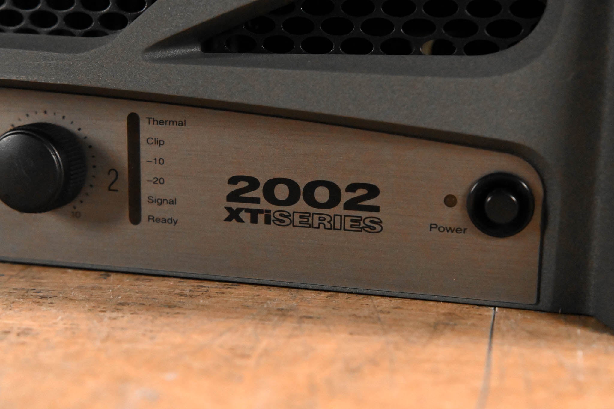 Crown XTi 2002 2-Channel Power Amplifier