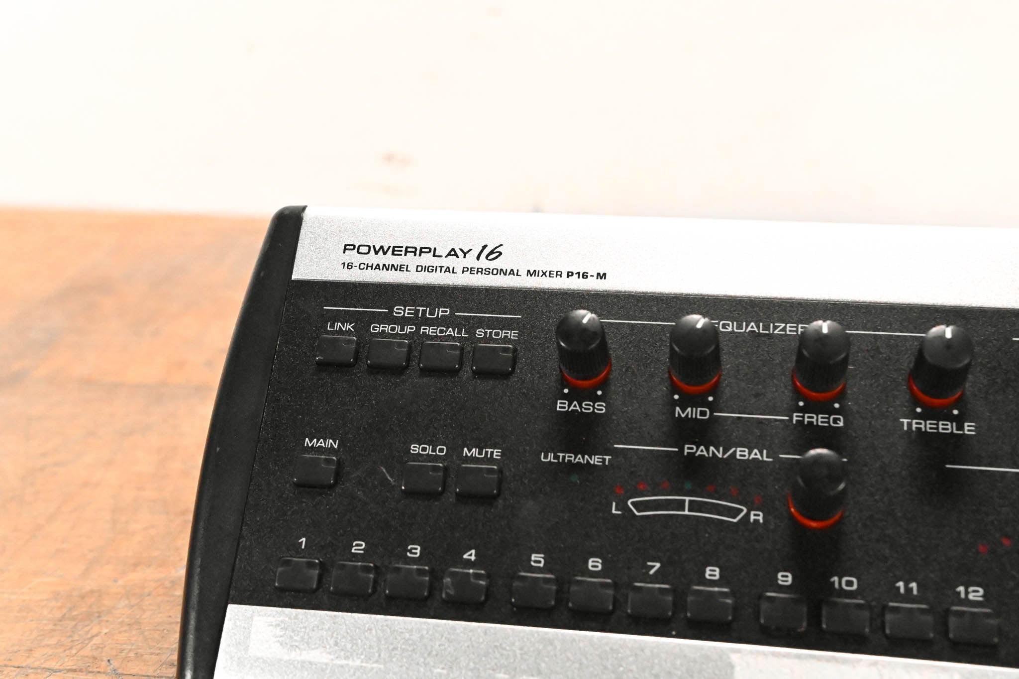 Behringer Powerplay P16-M 16-Channel Digital Personal Mixer