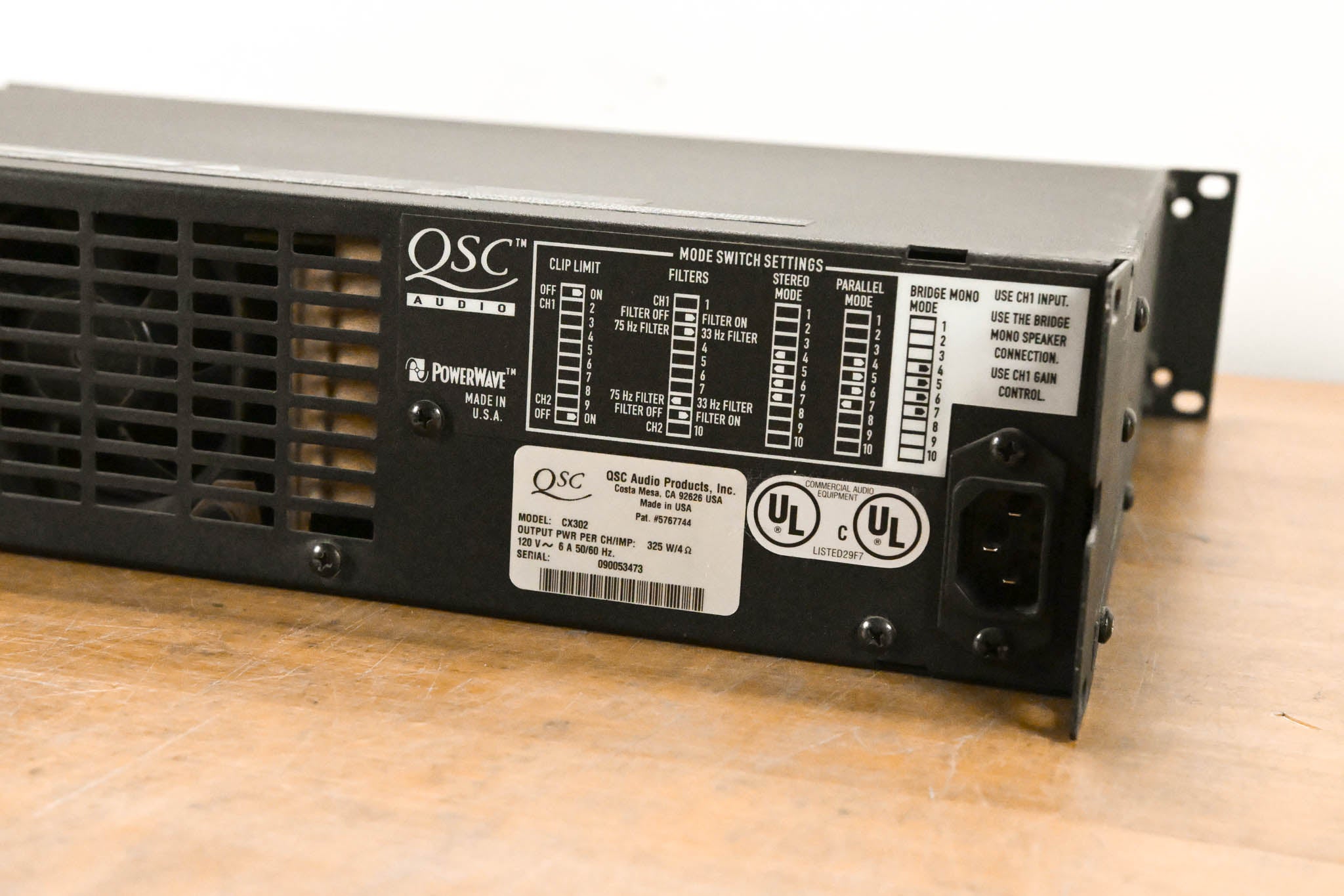 QSC CX302 2-Channel Power Amplifier