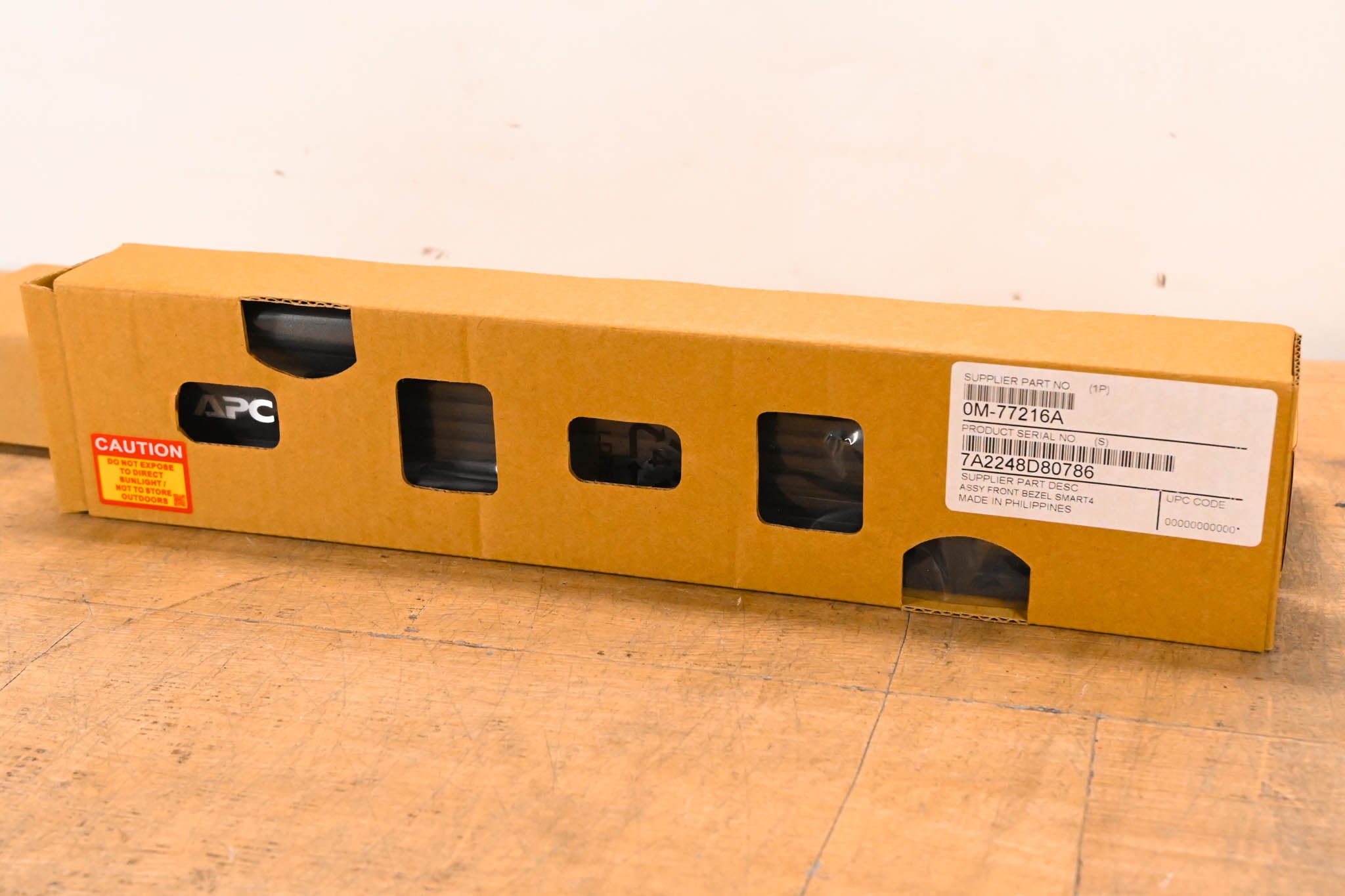 APC SMT1000RM2UC Smart-UPS Battery Backup w/ SmartConnect