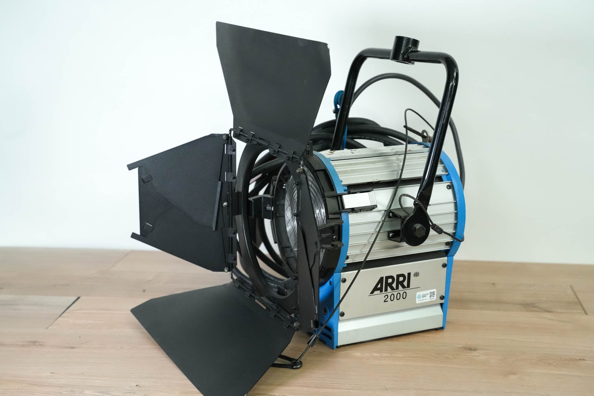 ARRI 2000 Fresnel Light Fixture