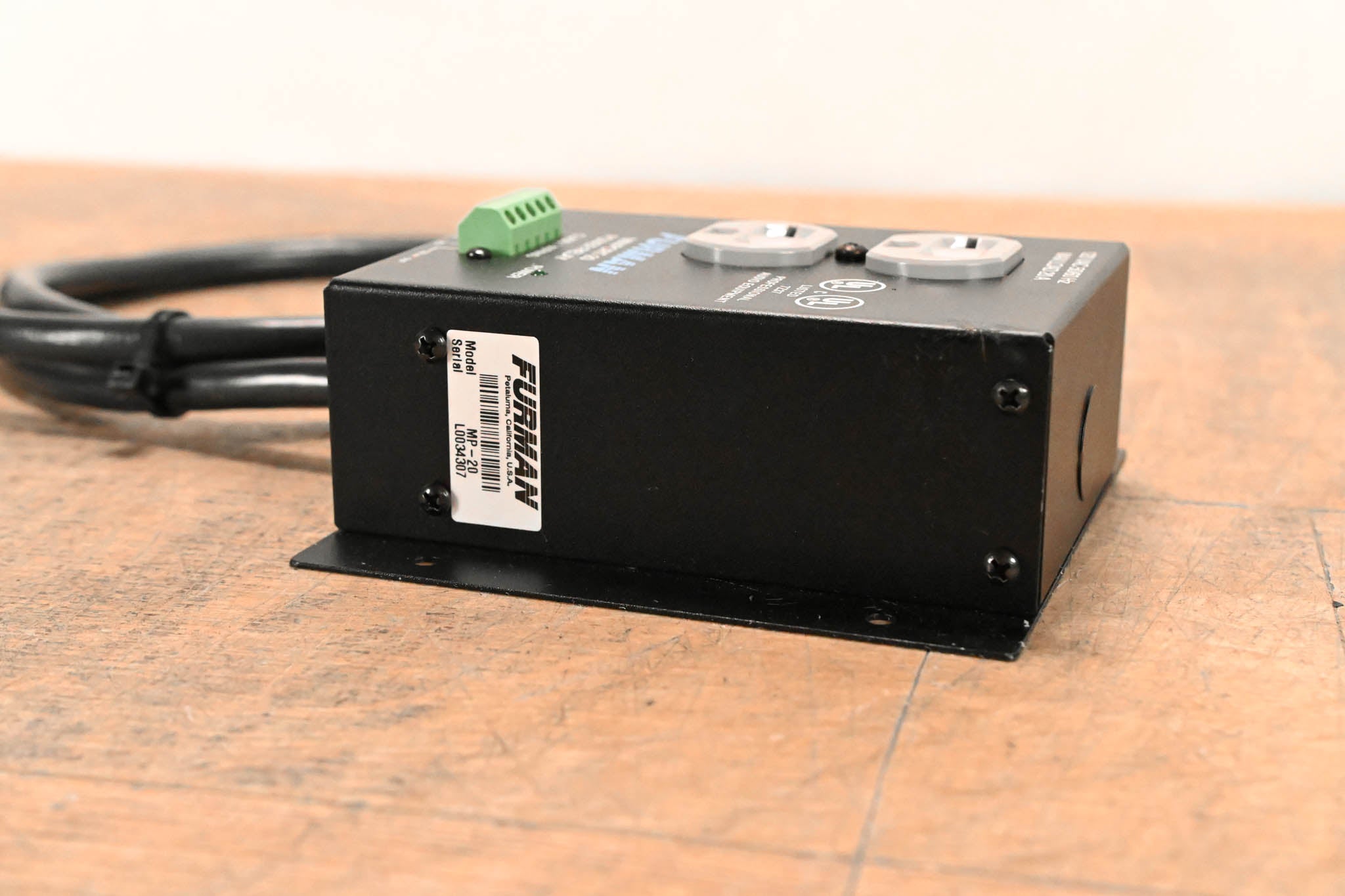 Furman MP-20 Miniport Power Relay Outlet