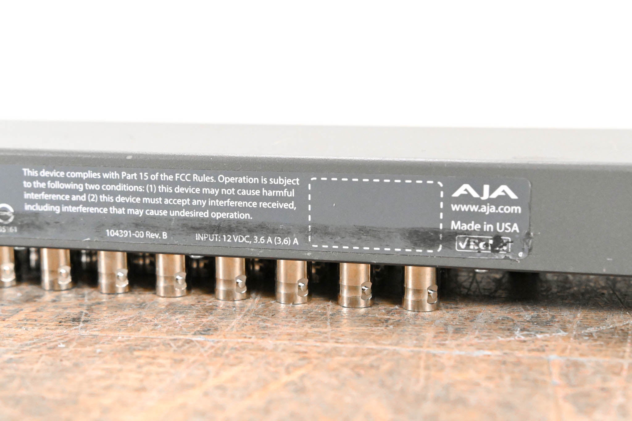 AJA KUMO 3232 2RU Compact 3G-SDI Router