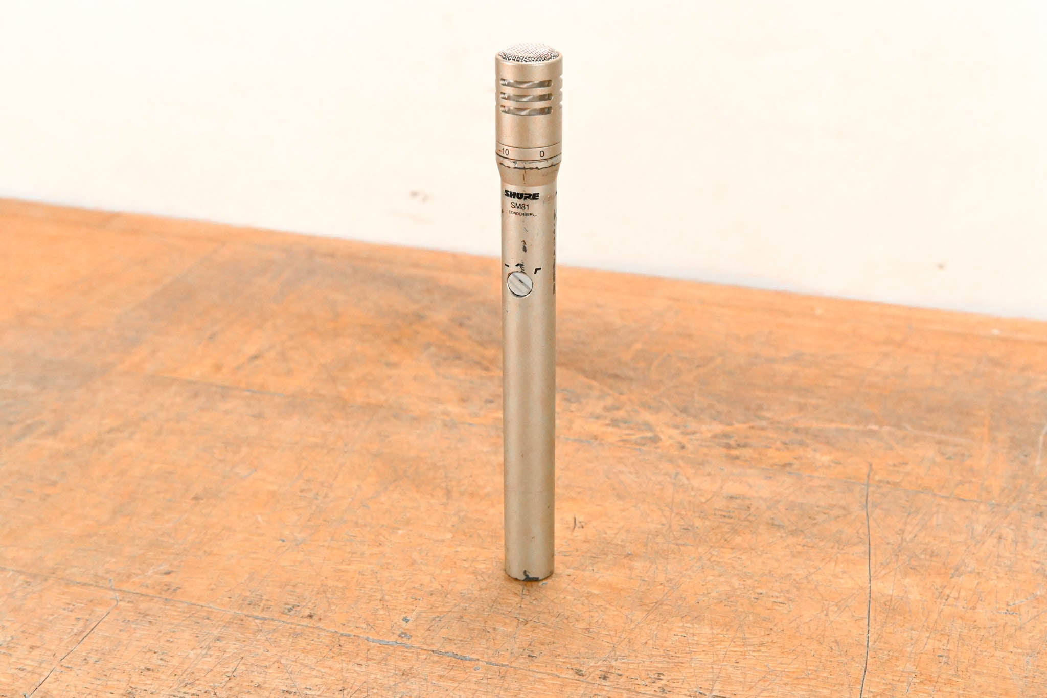 Shure SM81 Cardioid Condenser Microphone