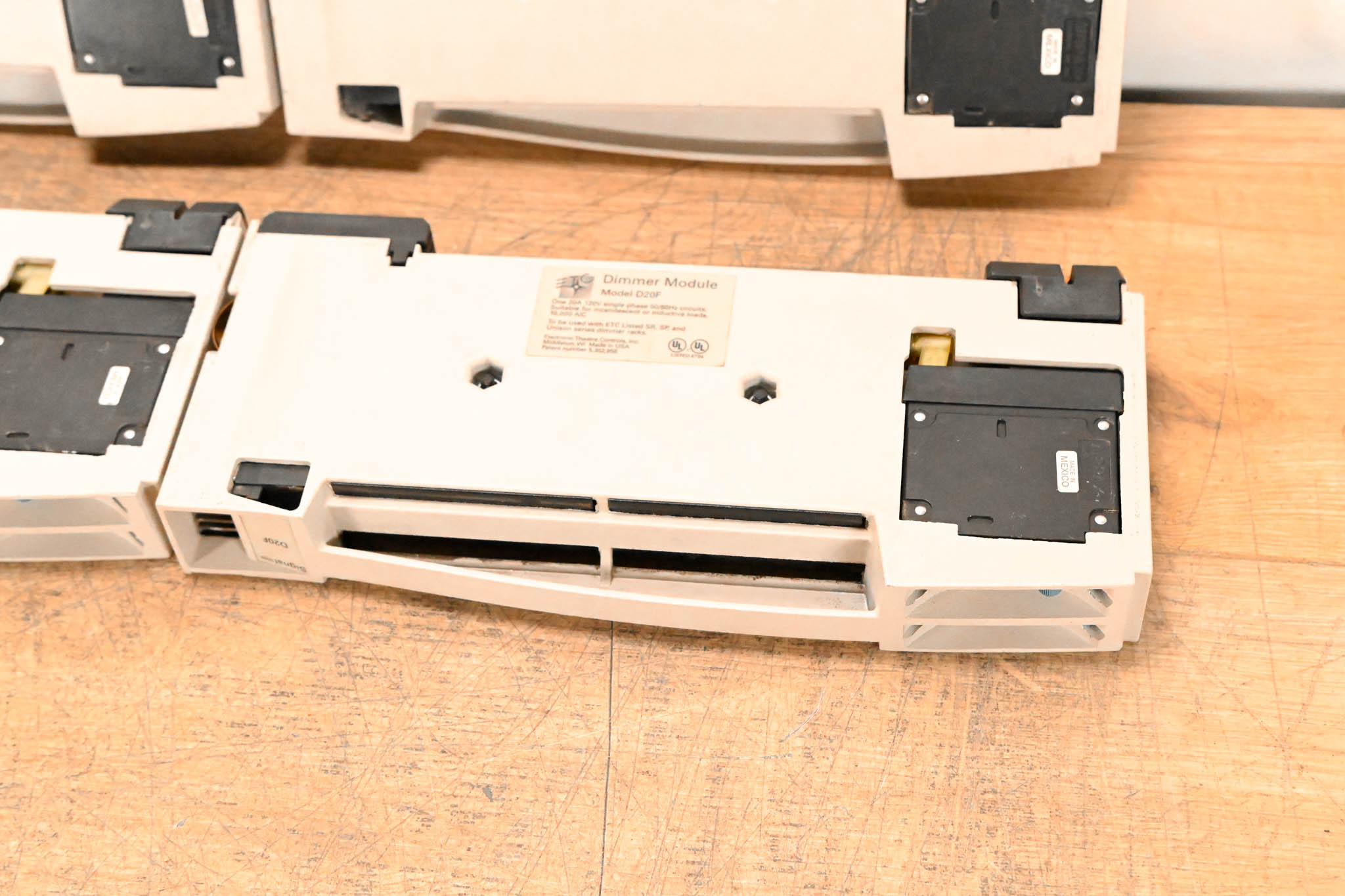 ETC D20F Single 20A Fluorescent Dimmer Module (Pack of 4)